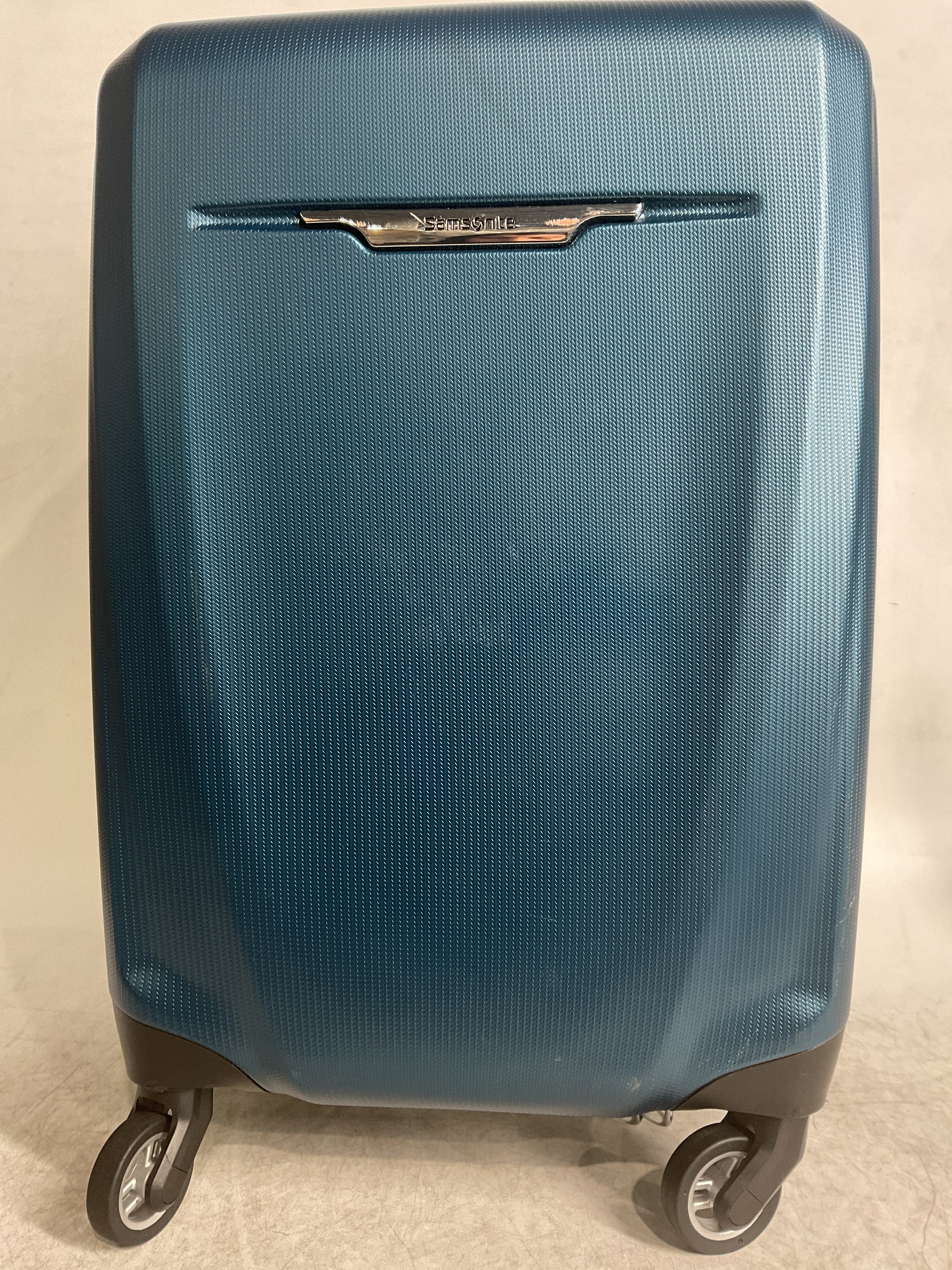 Samsonite Winfield 3 DLX Spinner ( Navy , Carry-On 20-Inch ) Navy Carry On 20 Inch U2