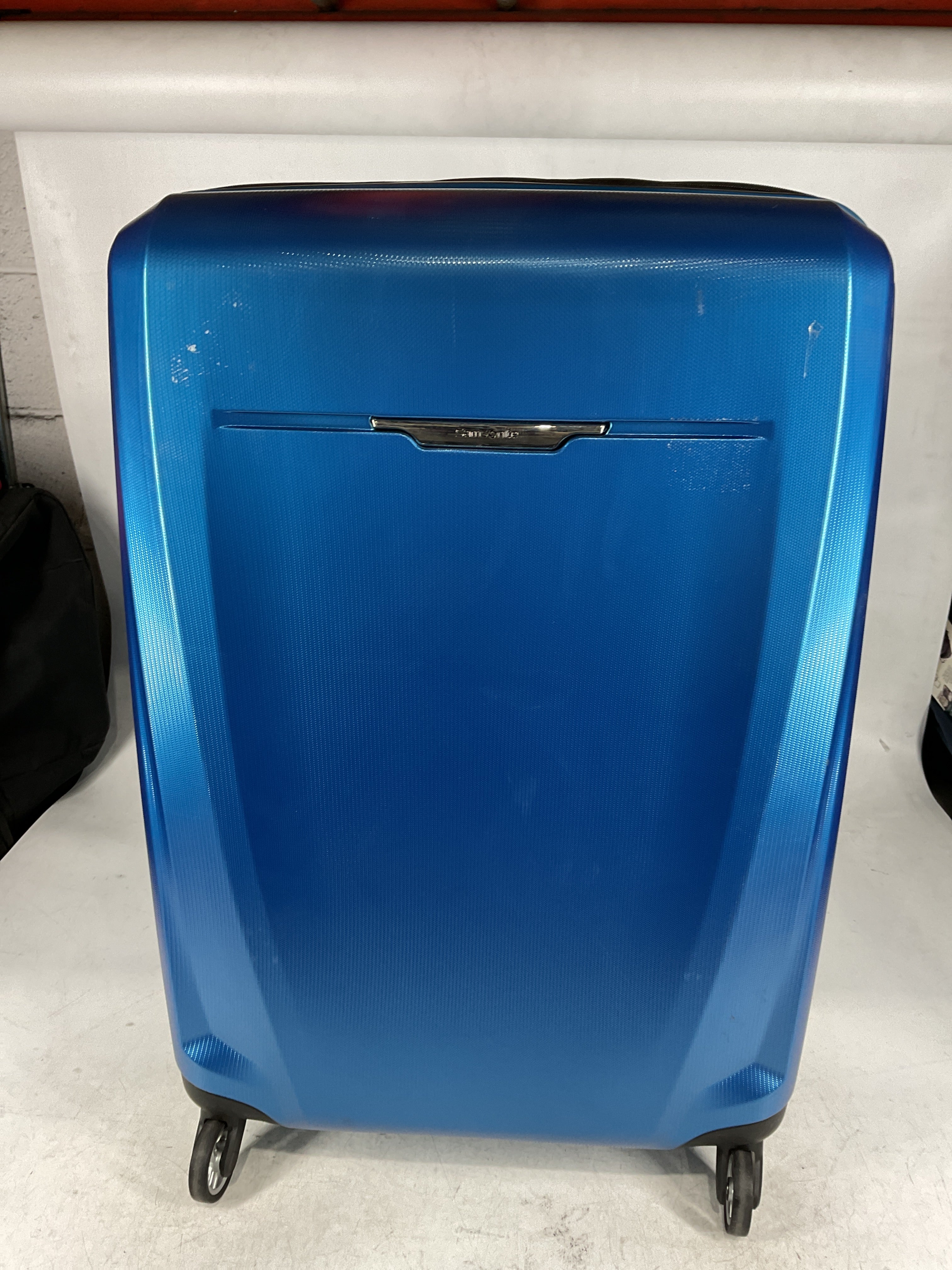 Samsonite Winfield 3 DLX Spinner Blue/Navy Checked Large 28 Inch U14