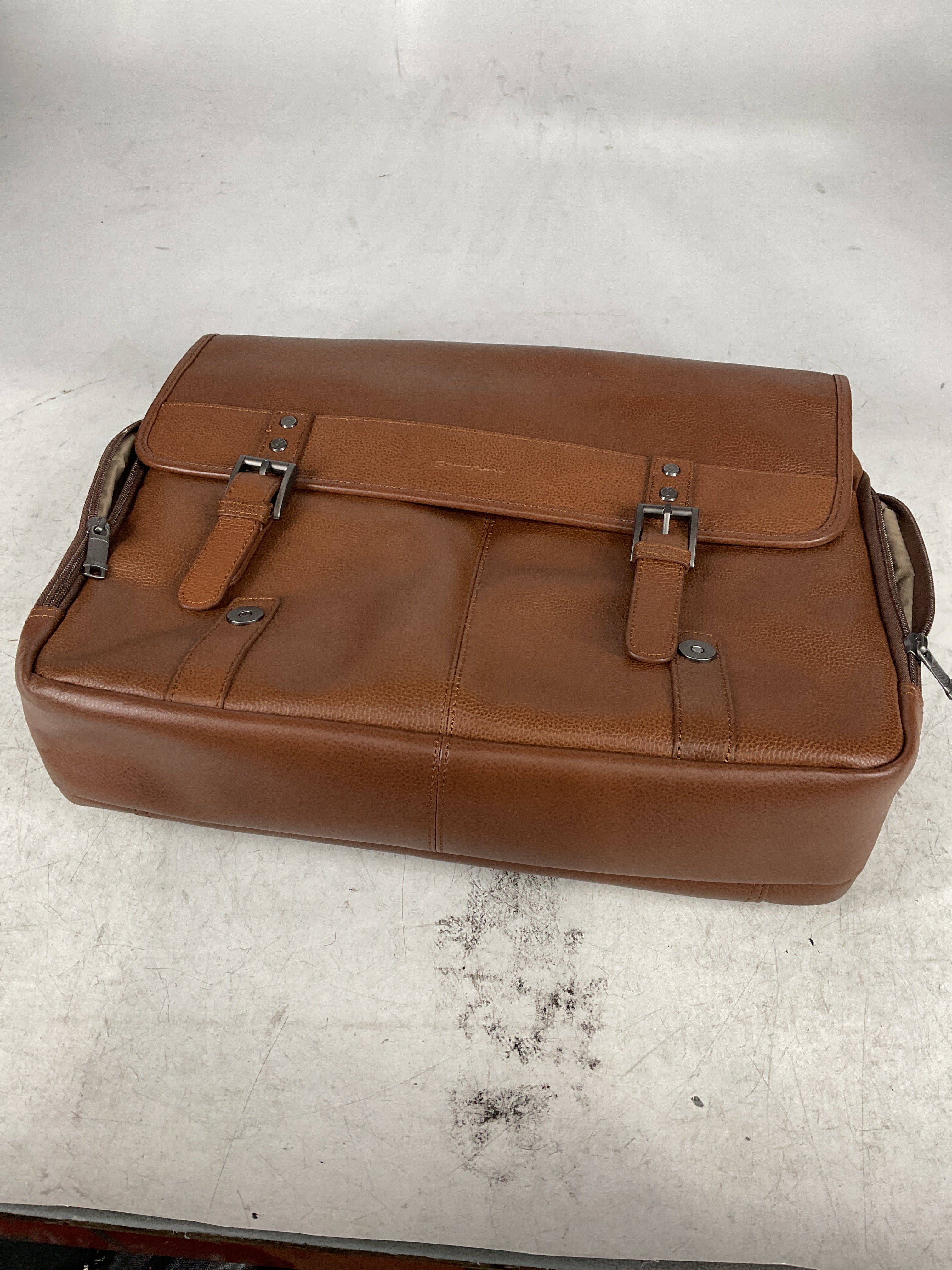 Samsonite Classic Leather Toploader U2