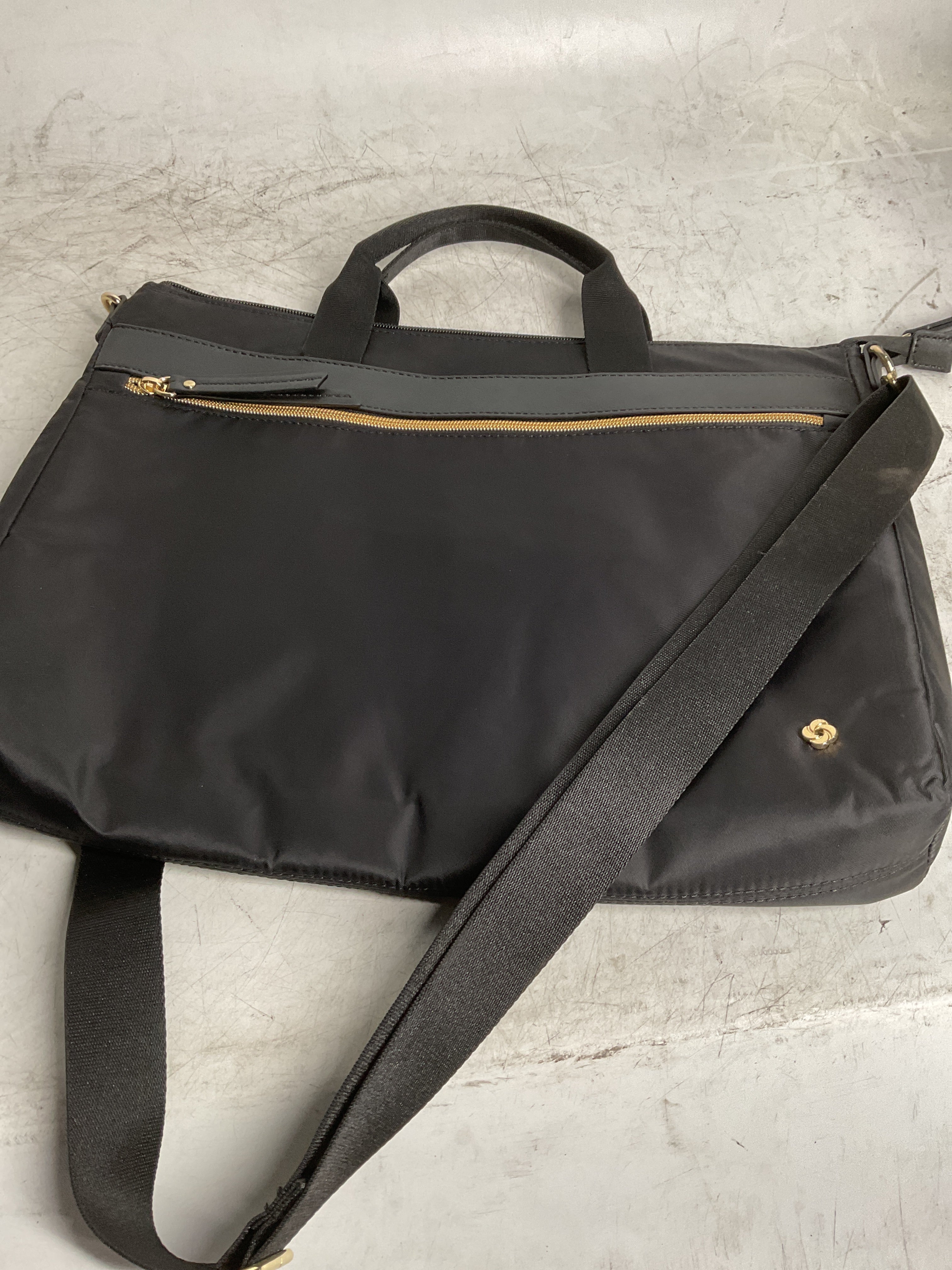Samsonite Women's Mobile Solution Business ( Black , Deluxe Carryall ) Black Deluxe Carryall U5