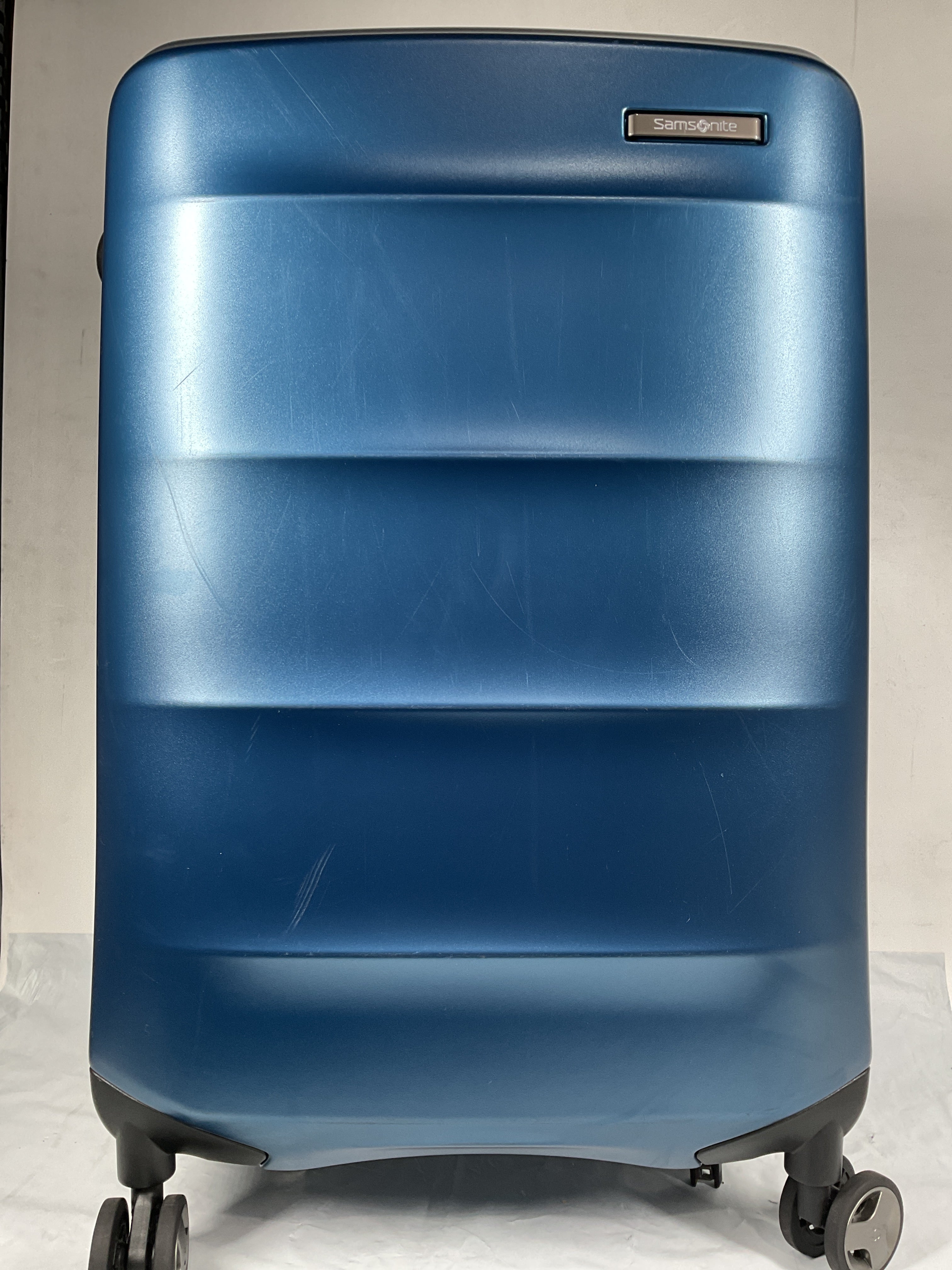 Samsonite Octiv Hardside Spinner ( Blue Denim , Check-Medium 24 ) Blue Denim Check Medium 24 U1