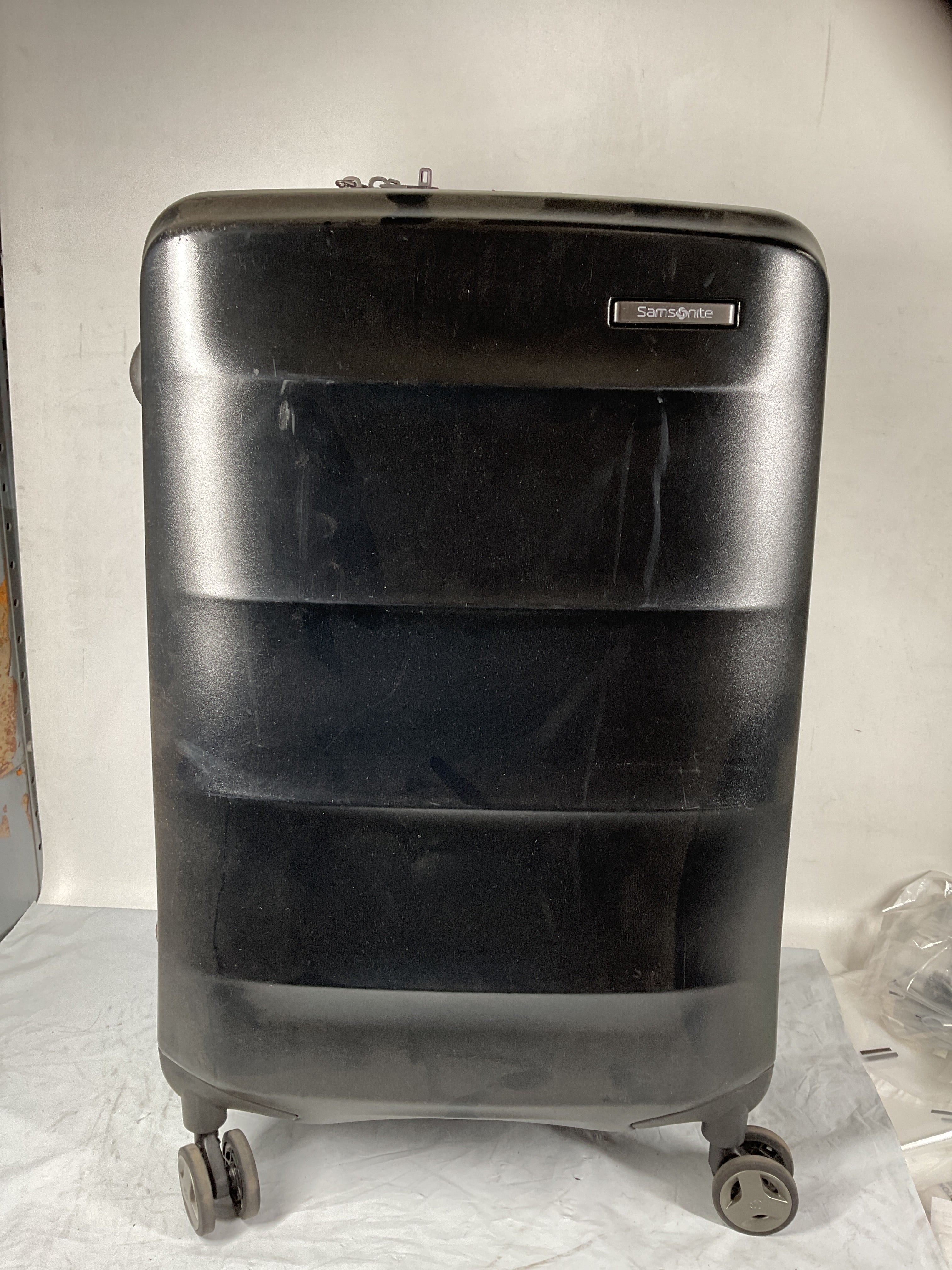 Samsonite Octiv Hardside Spinner ( Stealth Black , Check-Medium 24 ) Stealth Black Check Medium 24 U6