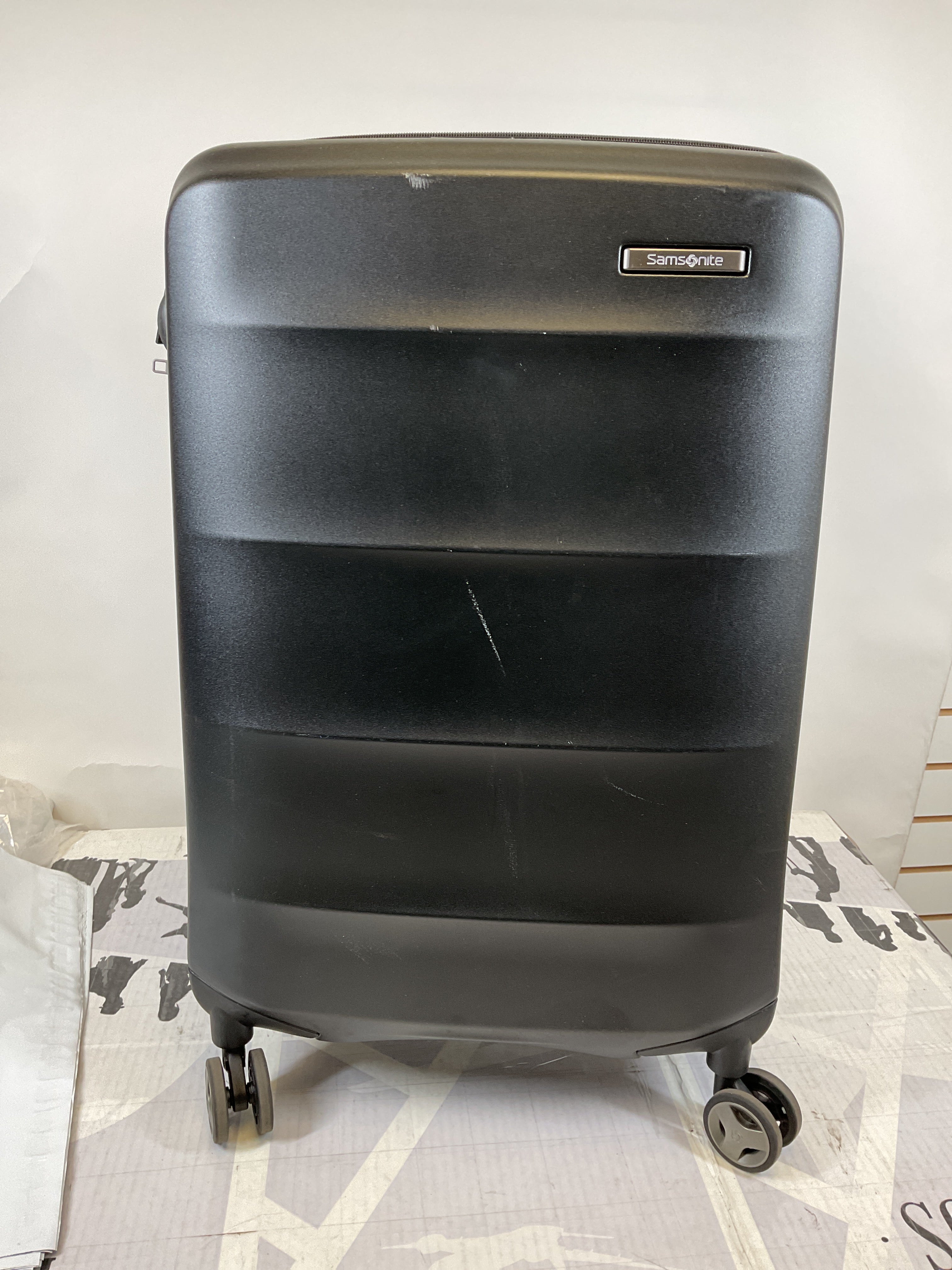 Samsonite Octiv Hardside Spinner ( Stealth Black , Check-Medium 24 ) Stealth Black Check Medium 24 U8