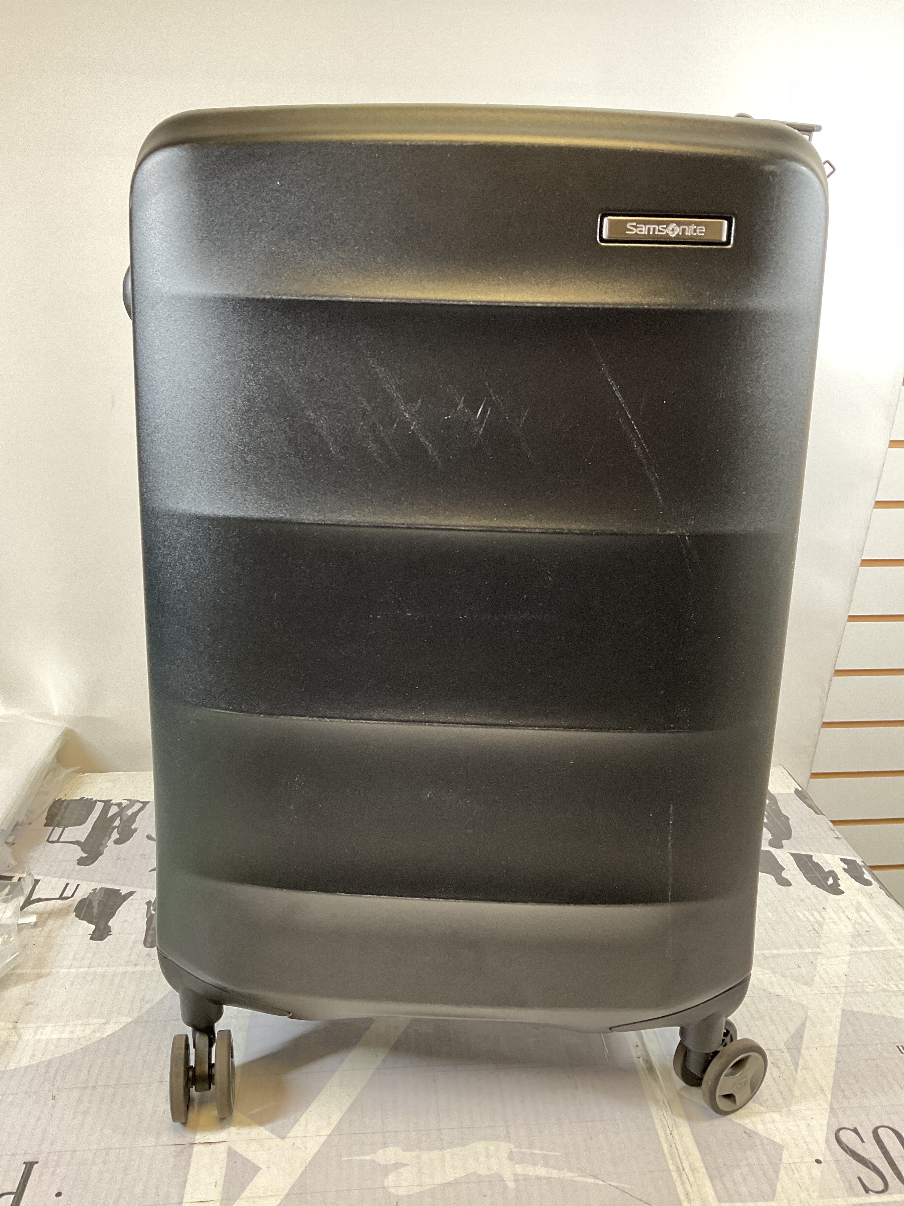 Samsonite Octiv Hardside Spinner ( Stealth Black , Check-Medium 24 ) Stealth Black Check Medium 24 U9