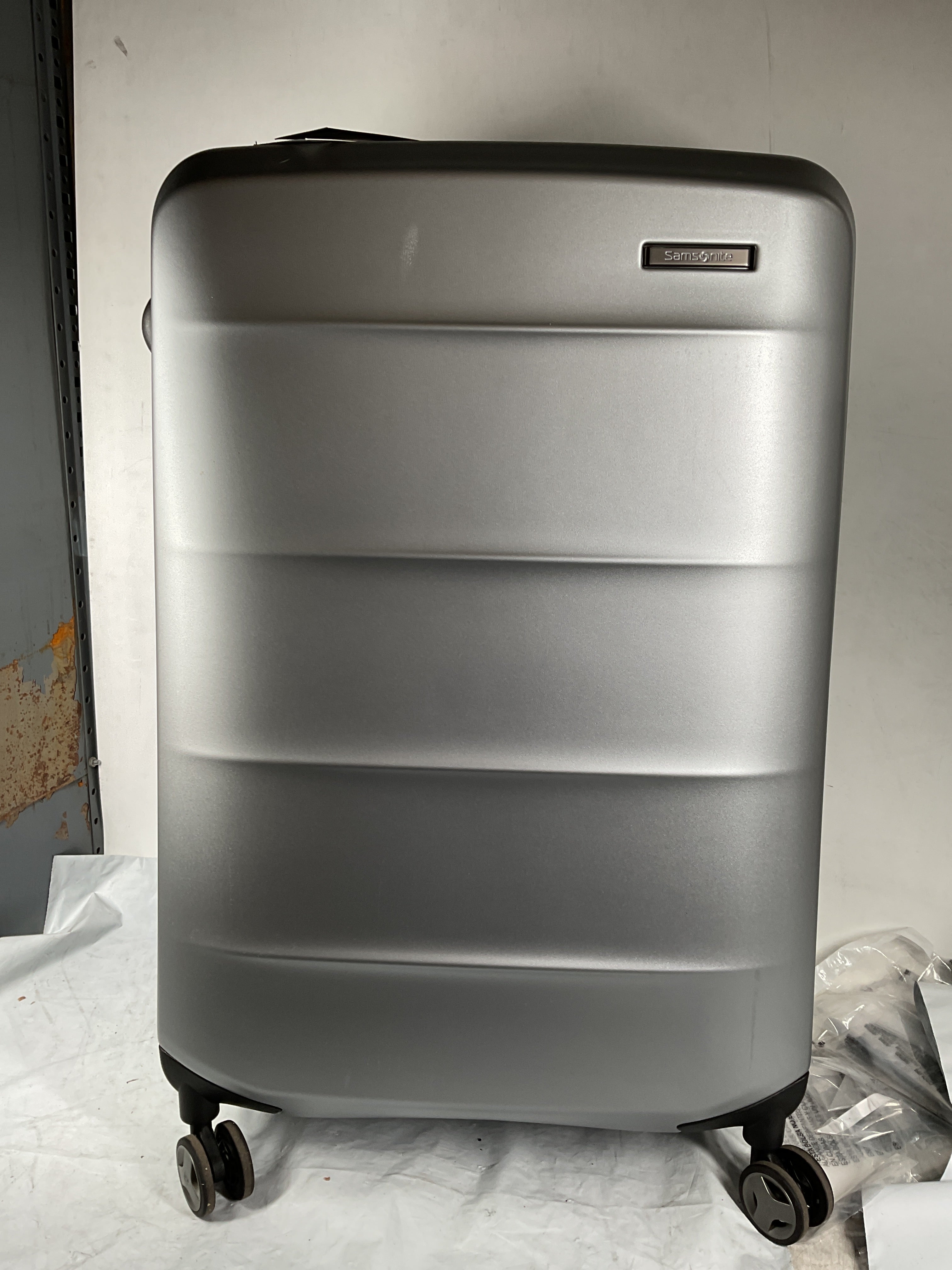 Samsonite Octiv Hardside Spinner ( Aluminum Silver , Check-Large 28 ) Aluminum Silver Check Large 28 U5
