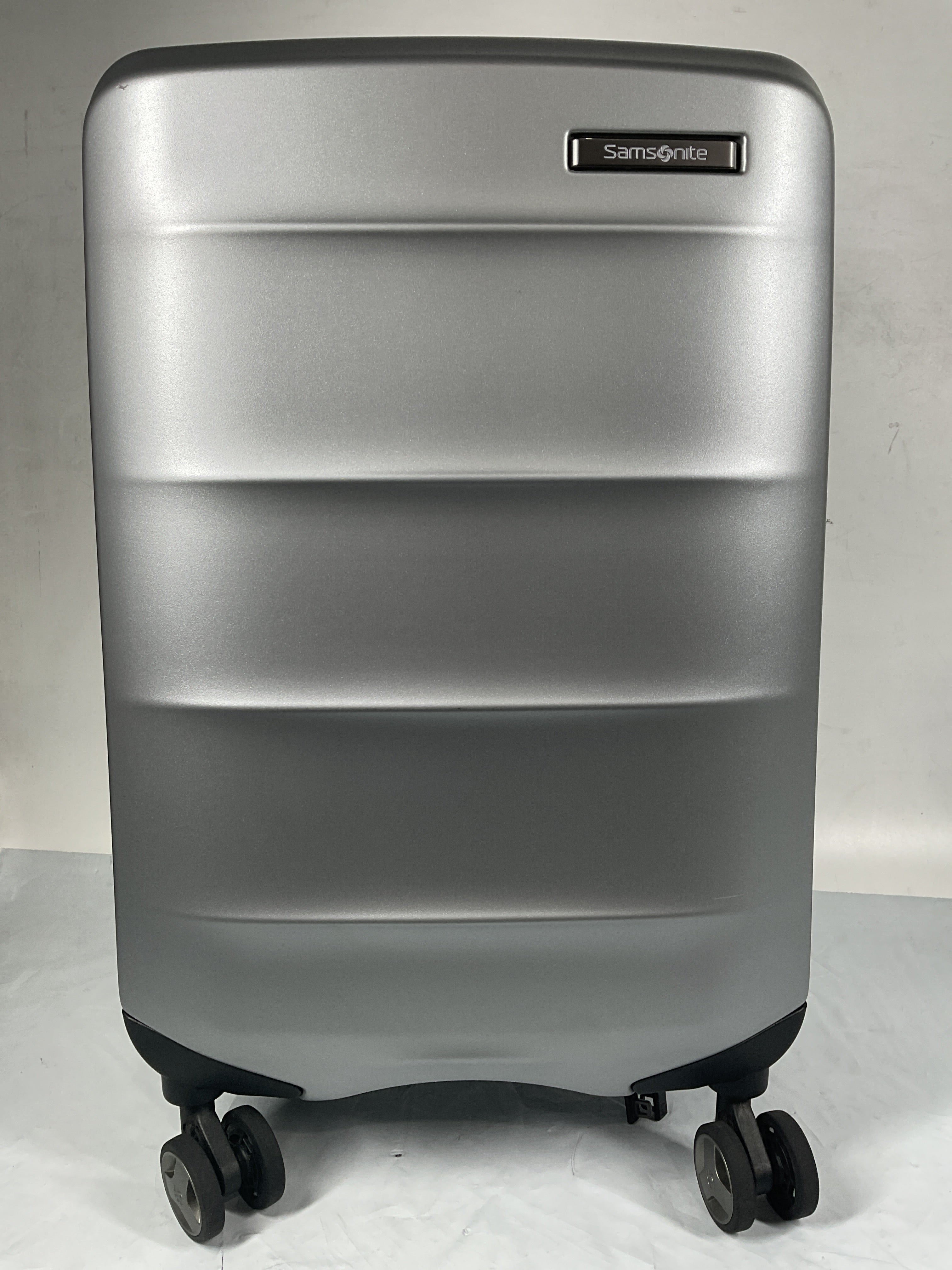 Samsonite Octiv Hardside Spinner ( Aluminum Silver , Carry-On 20-Inch ) Aluminum Silver Carry On 20 Inch U4