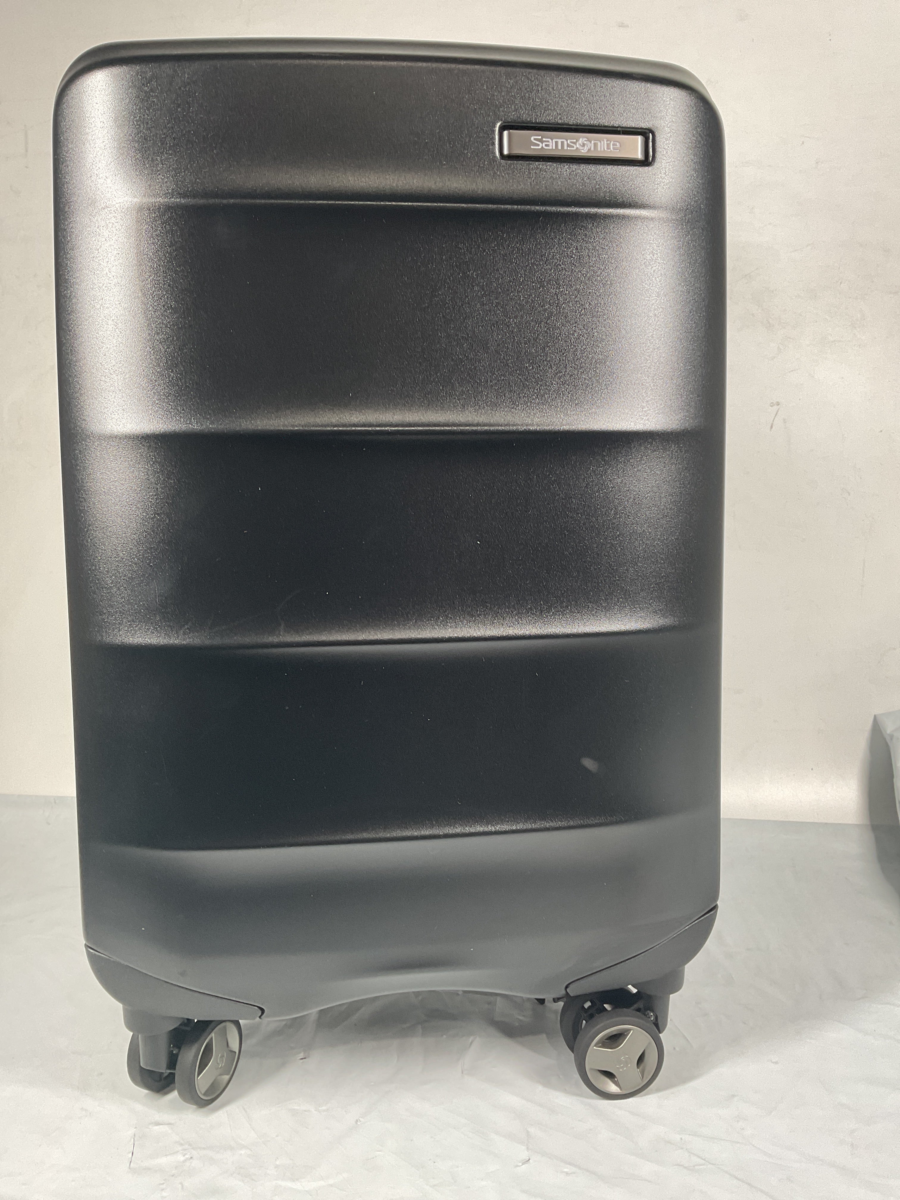 Samsonite Octiv Hardside Spinner ( Stealth Black , Carry-On 20-Inch ) Stealth Black Carry On 20 Inch U4