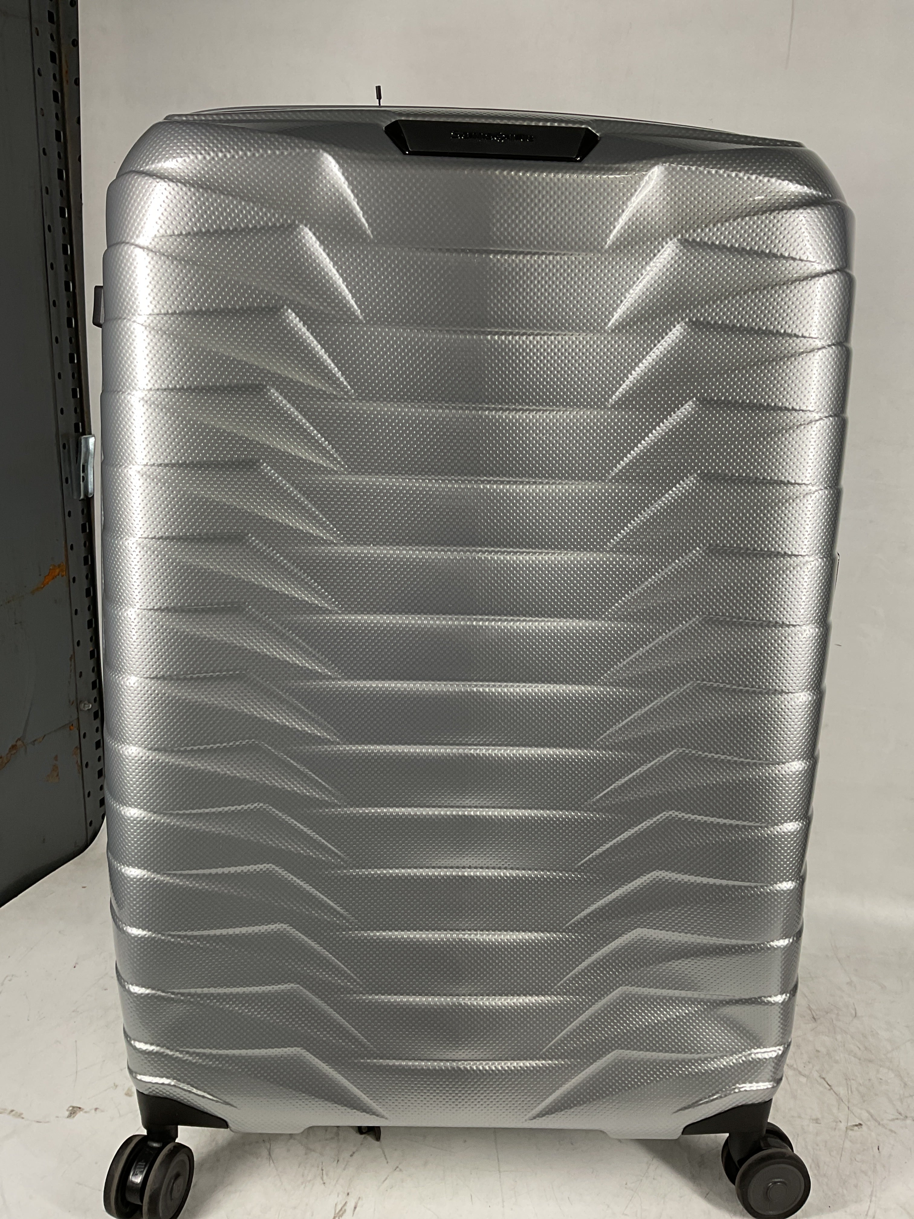 Samsonite Proxis Hardside TSA Friendly Spinner Luggage Collection ( Silver , Large Spinner ) Silver Large Spinner U1