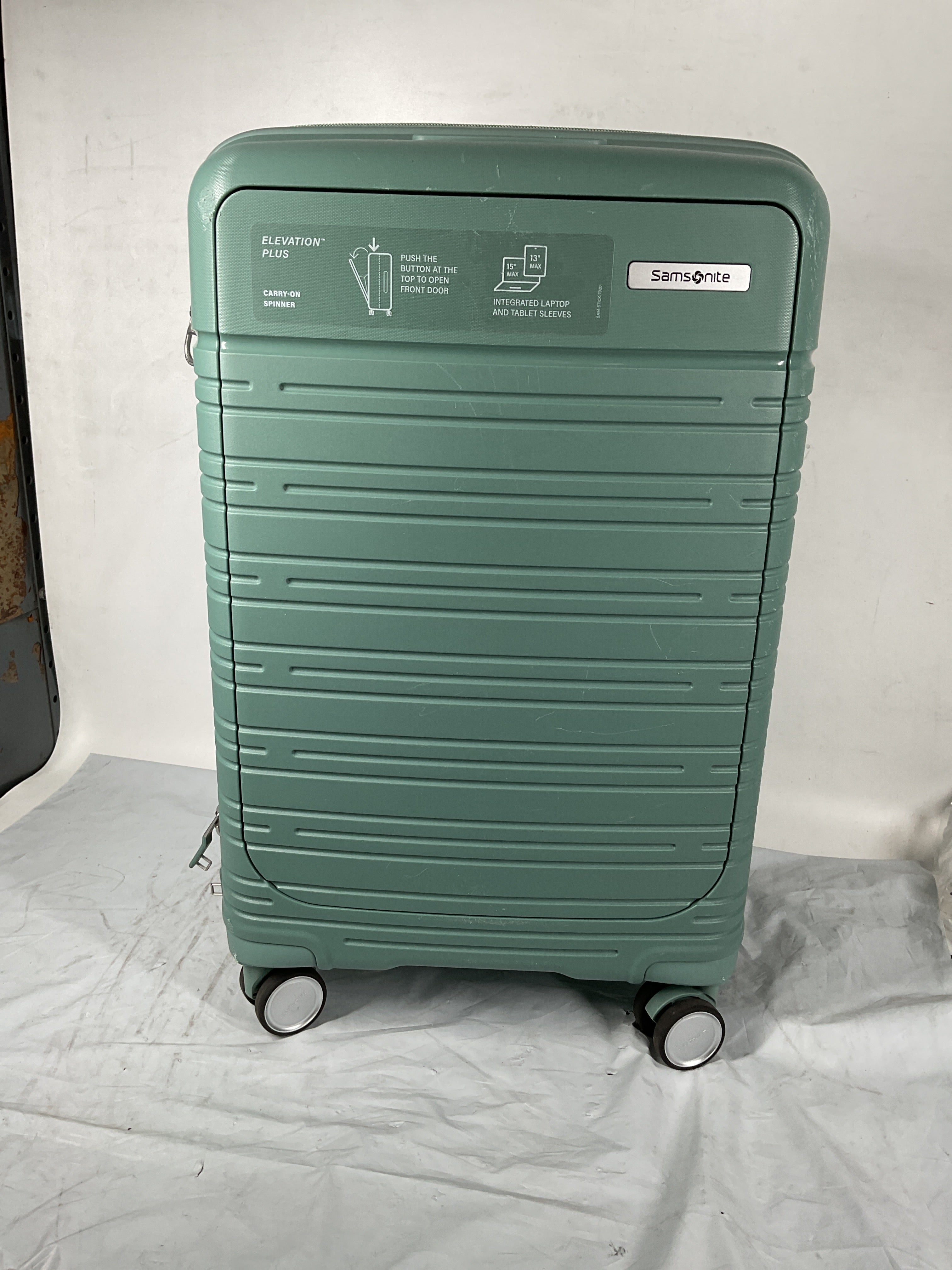 Samsonite Elevation Plus Carry-On Spinner ( Cypress Green , One Size ) Cypress Green One Size U3