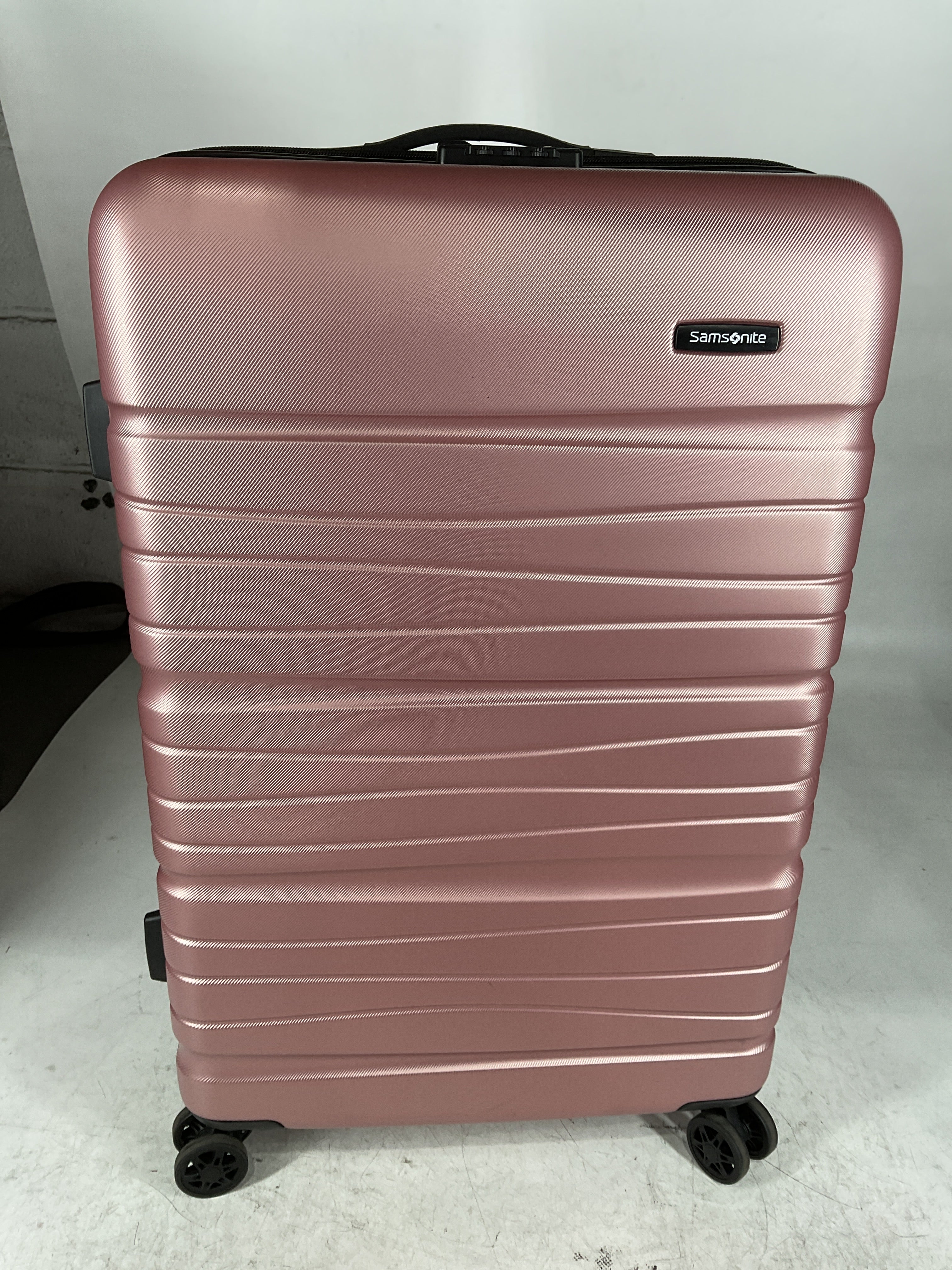 Samsonite Evolve SE Hardside Expandable Spinner Luggage U2