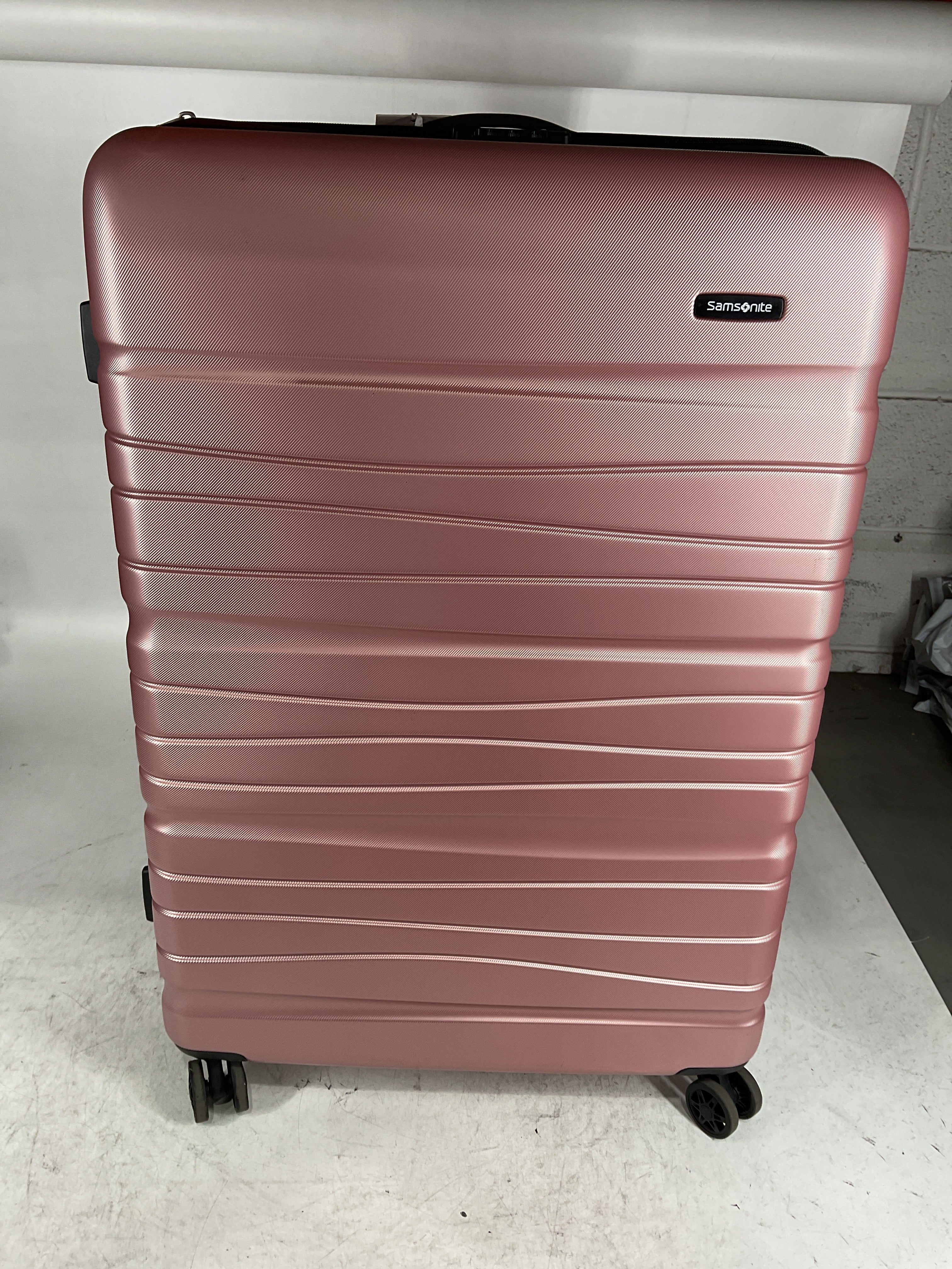 Samsonite Evolve SE Hardside Expandable Spinner Luggage U1