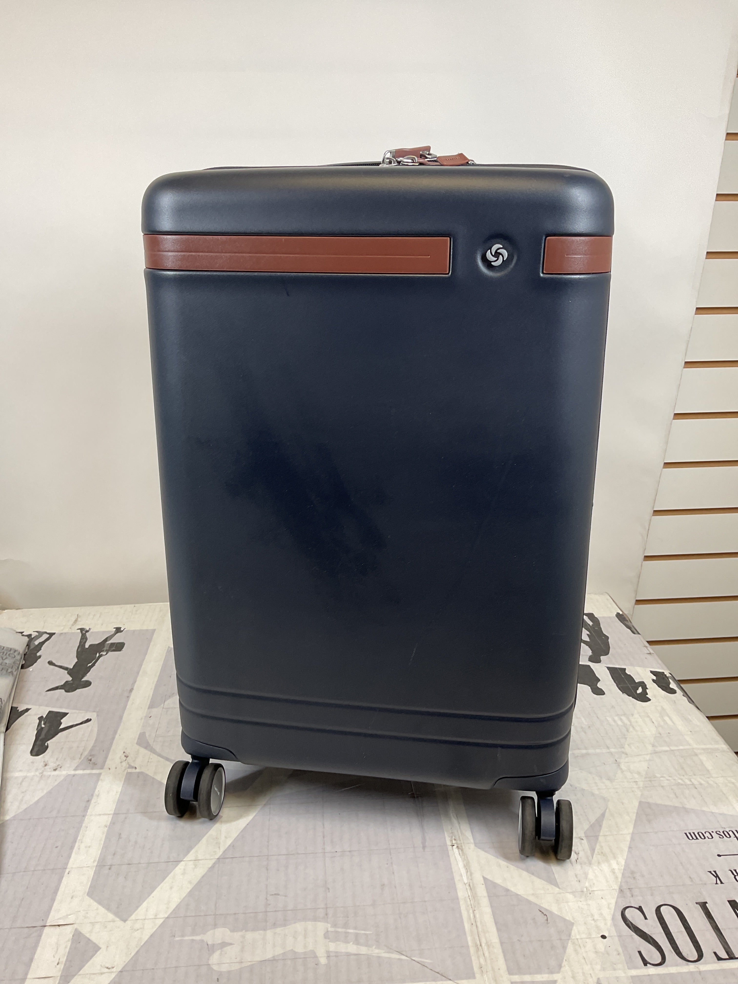 Samsonite Virtuosa Hardside Expandable Luggage with Spinner Wheels ( Navy , Carry-On 21-Inch ) Navy Carry On 21 Inch U12