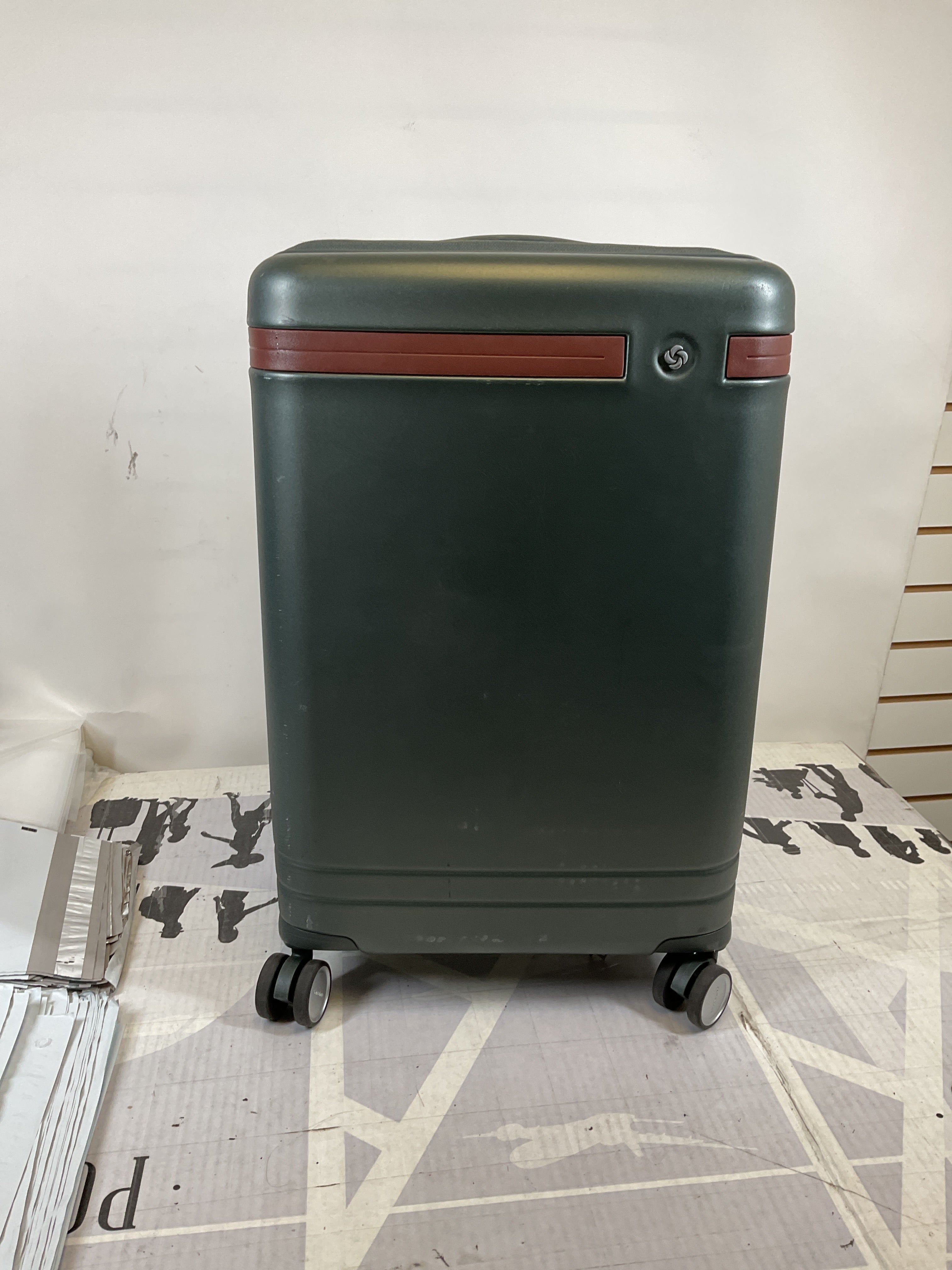 Samsonite Virtuosa Hardside Expandable Luggage with Spinner Wheels ( Pine Green , Carry-On 21-Inch ) Pine Green Carry On 21 Inch U18