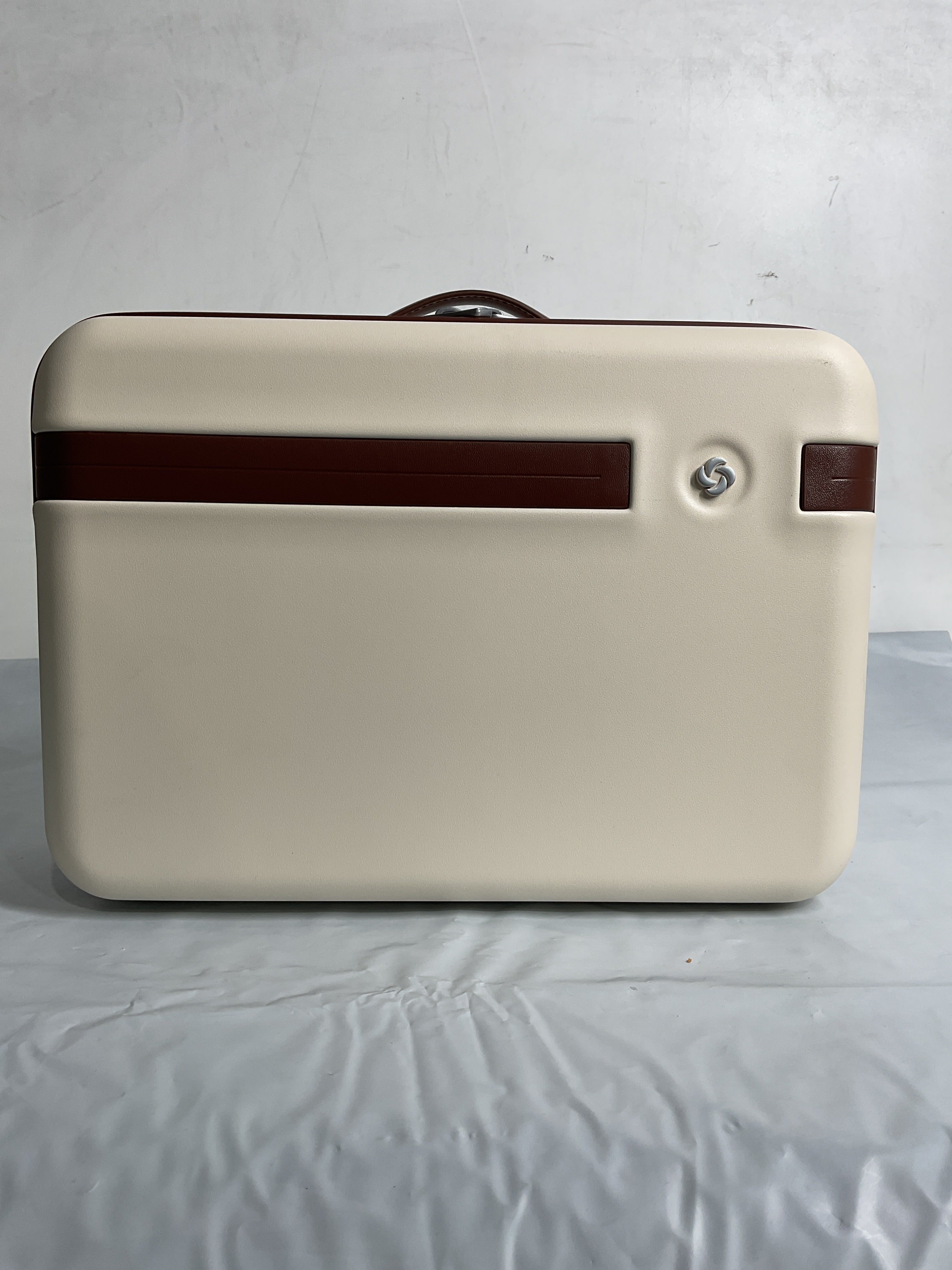 Samsonite Virtuosa Hardside Train Case, Crossbody Travel Makeup Case with Removable Strap ( Off White , One Size ) Off White One Size U1