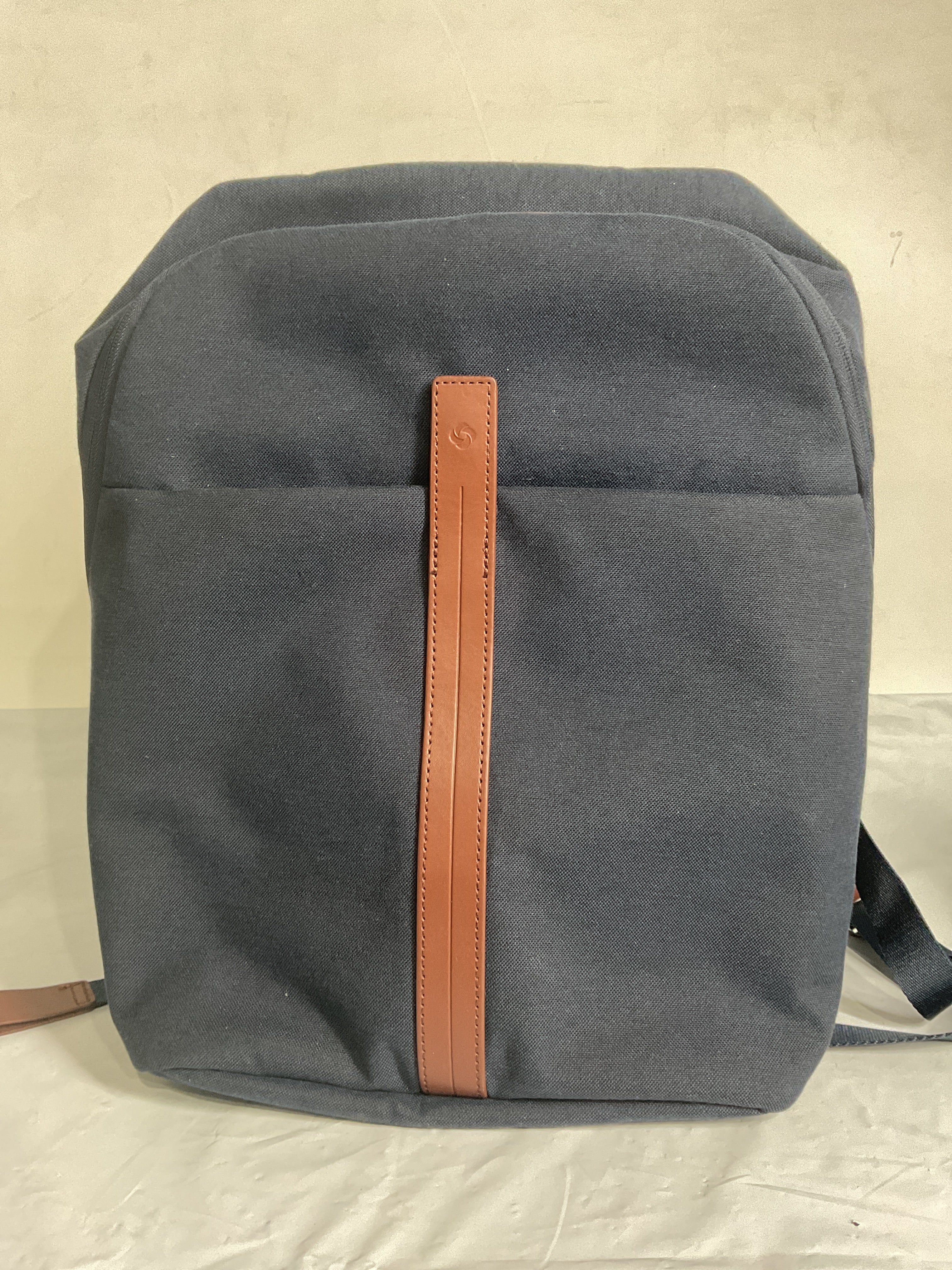 Samsonite Virtuosa Carry-On Travel Backpack with Padded Laptop Sleeve ( Navy , One Size ) Navy One Size U2