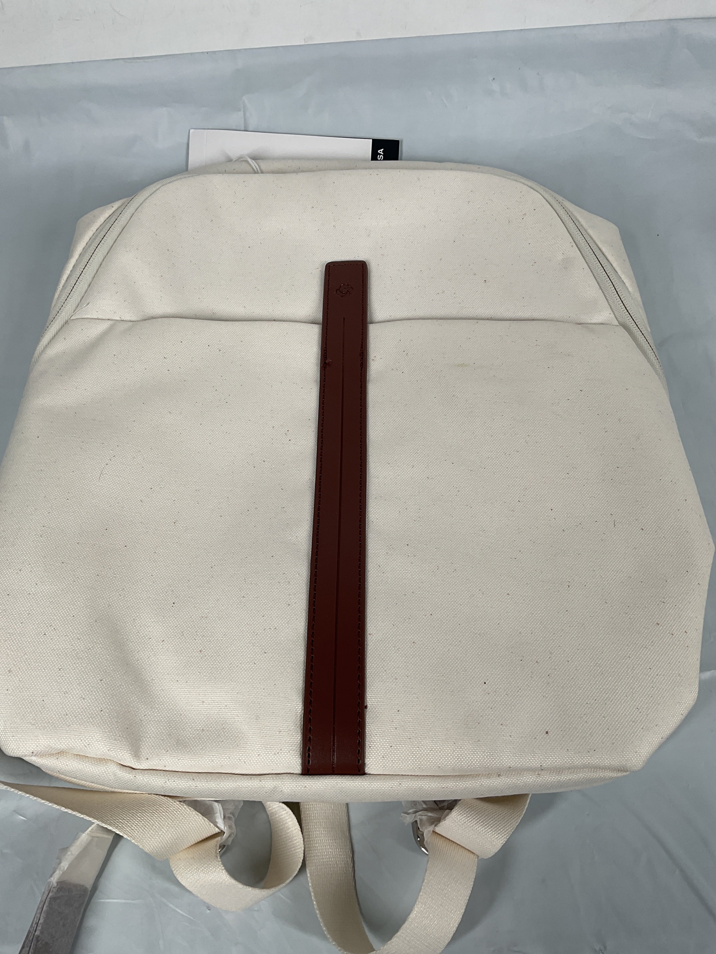 Samsonite Virtuosa Carry-On Travel Backpack with Padded Laptop Sleeve ( Off-white , One Size ) Off-white One Size U5