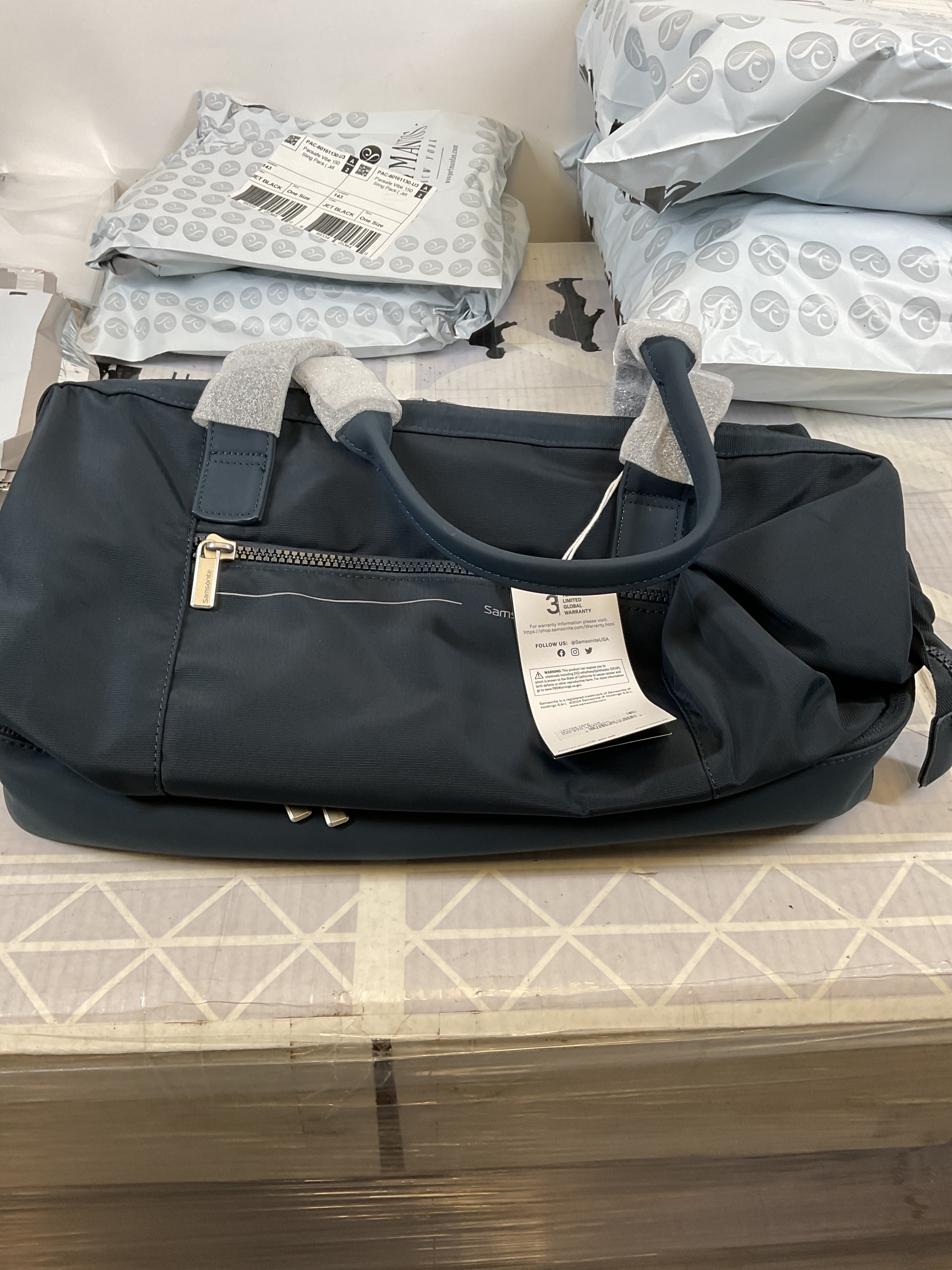 Samsonite Better Than Basic Drop Bottom Weekender ( Midnight Blue , One Size ) Midnight Blue One Size U2