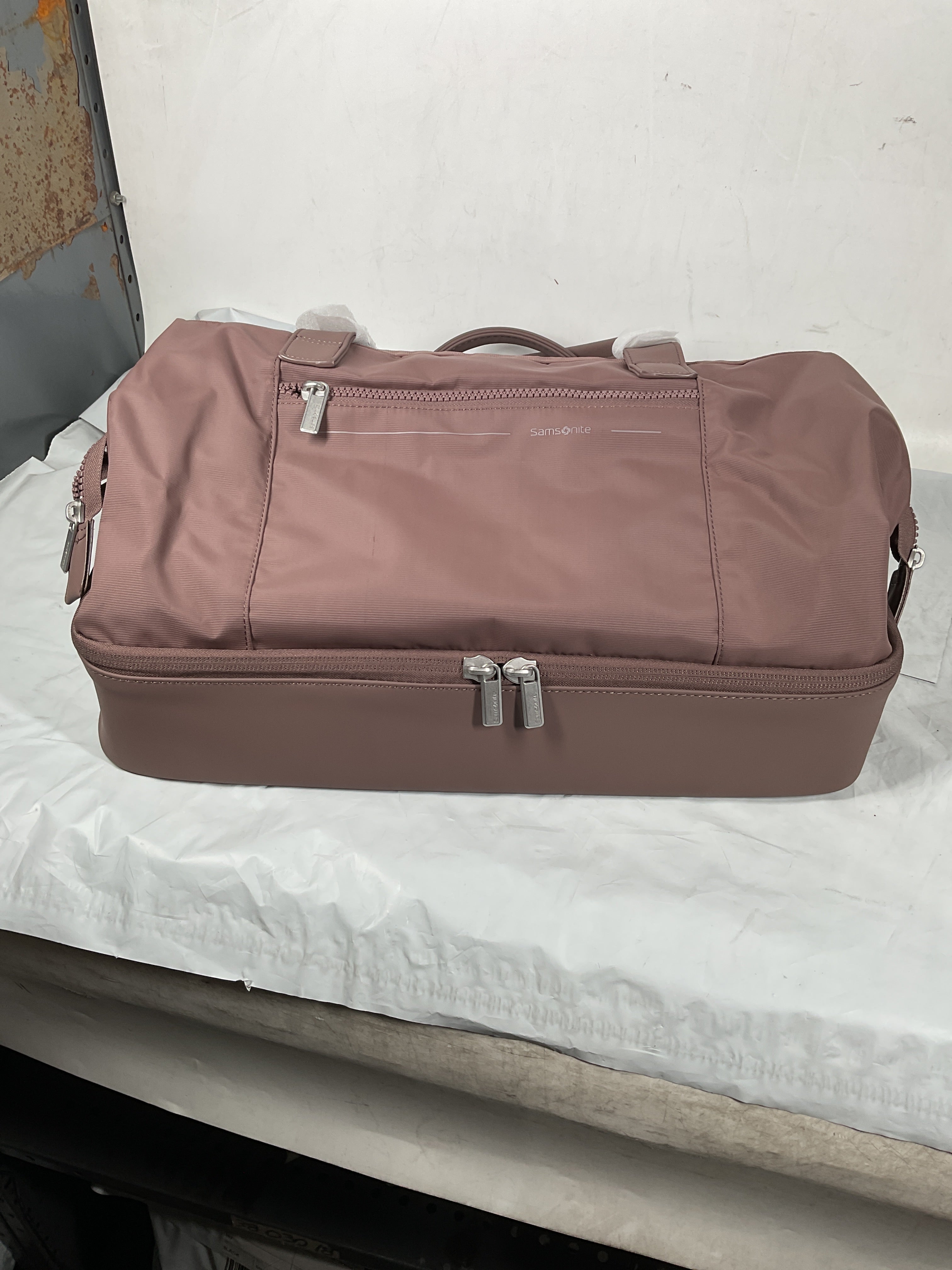 Samsonite Better Than Basic Drop Bottom Weekender ( Chocolate Mauve , One Size ) Chocolate Mauve One Size U2