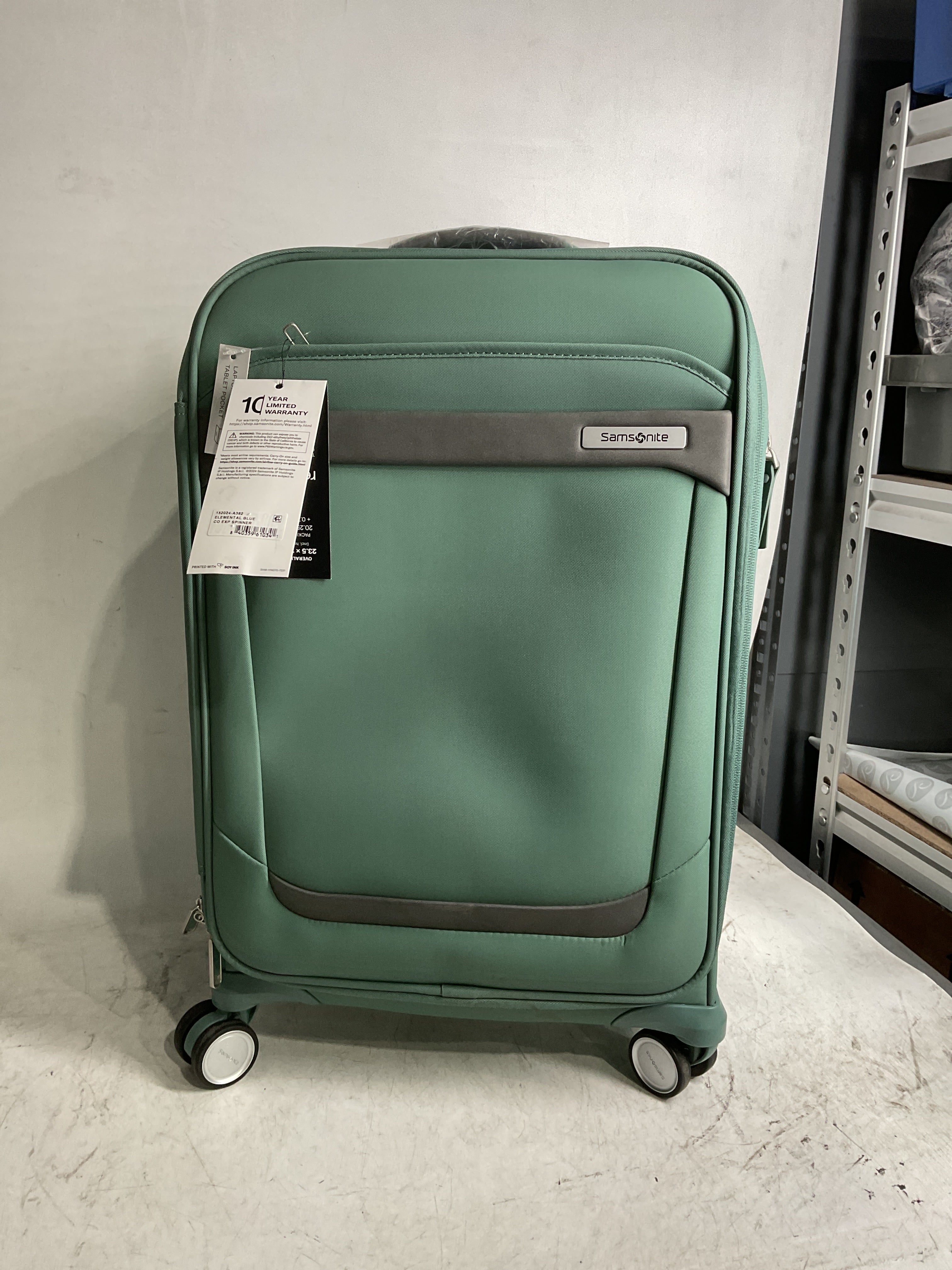 Samsonite UpLIFT Lightweight Softside Expandable Luggage ( Emerald Green , Carry-On ) Emerald Green Carry On U1
