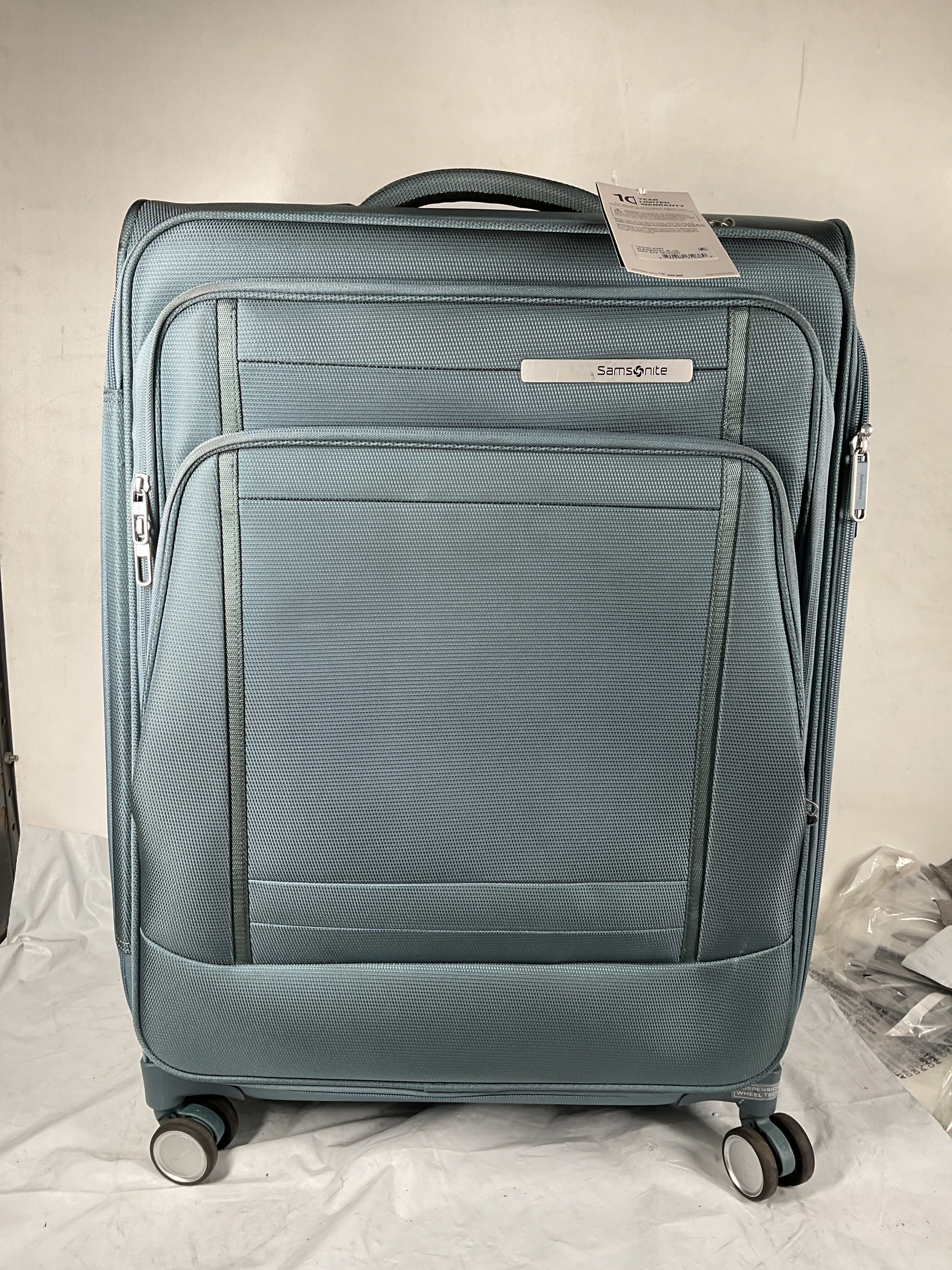 Samsonite UpLIFT Lightweight Softside Expandable Luggage ( Elemental Blue , Medium Checked ) Elemental Blue Medium Checked U3