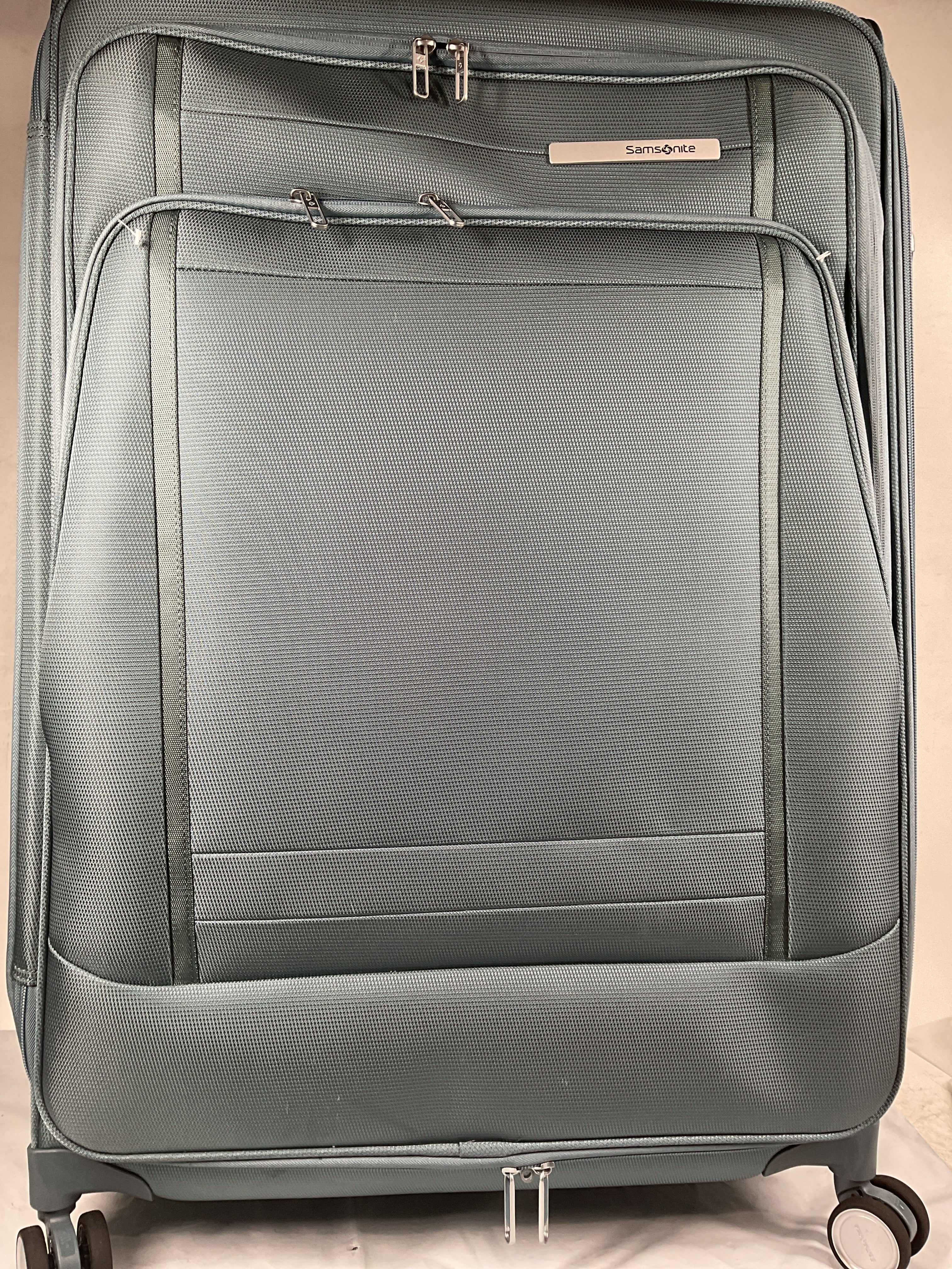Samsonite UpLIFT Lightweight Softside Expandable Luggage ( Elemental Blue , Large Checked ) Elemental Blue Large Checked U3