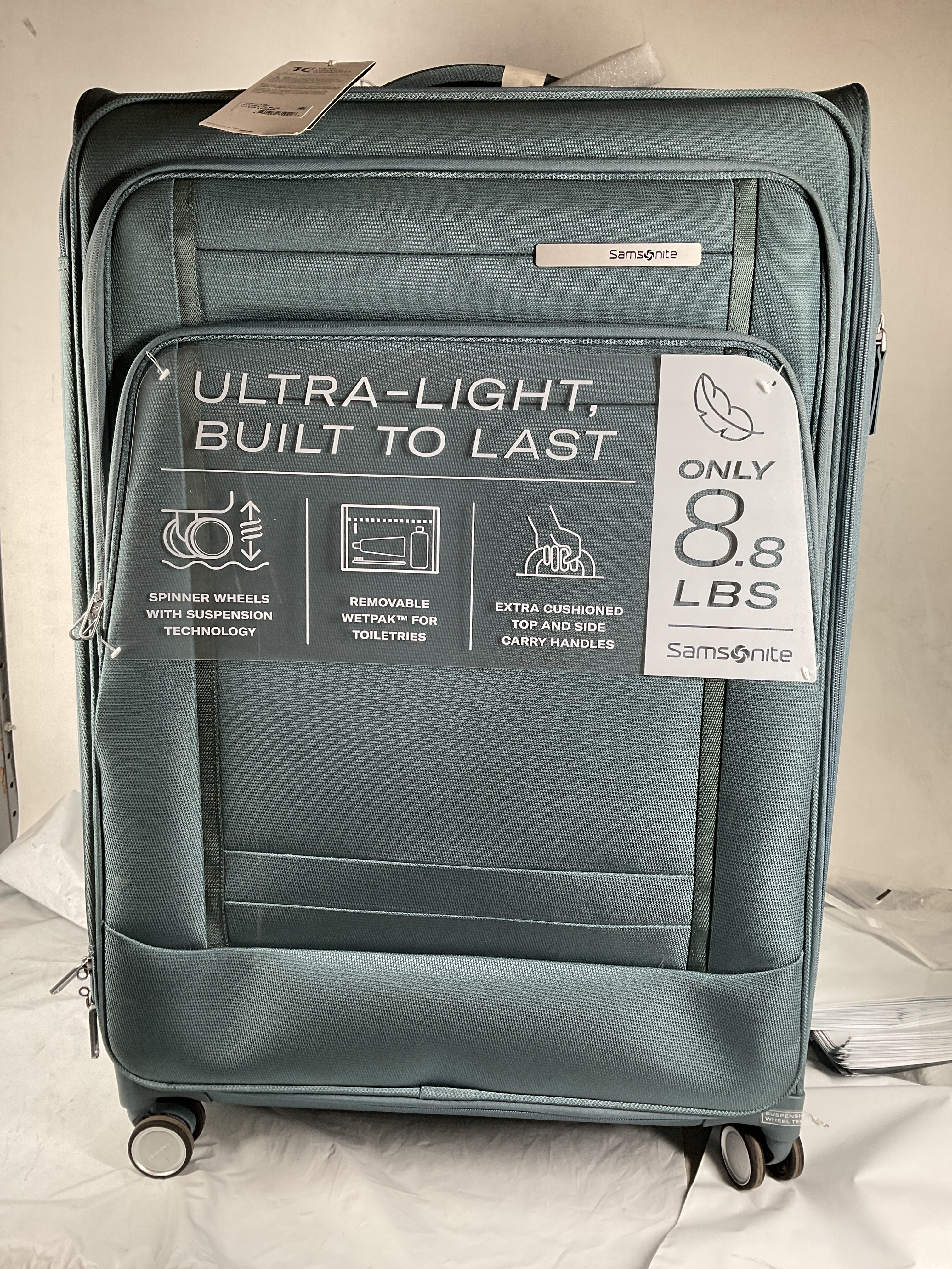 Samsonite UpLIFT Lightweight Softside Expandable Luggage ( Elemental Blue , Large Checked ) Elemental Blue Large Checked U4