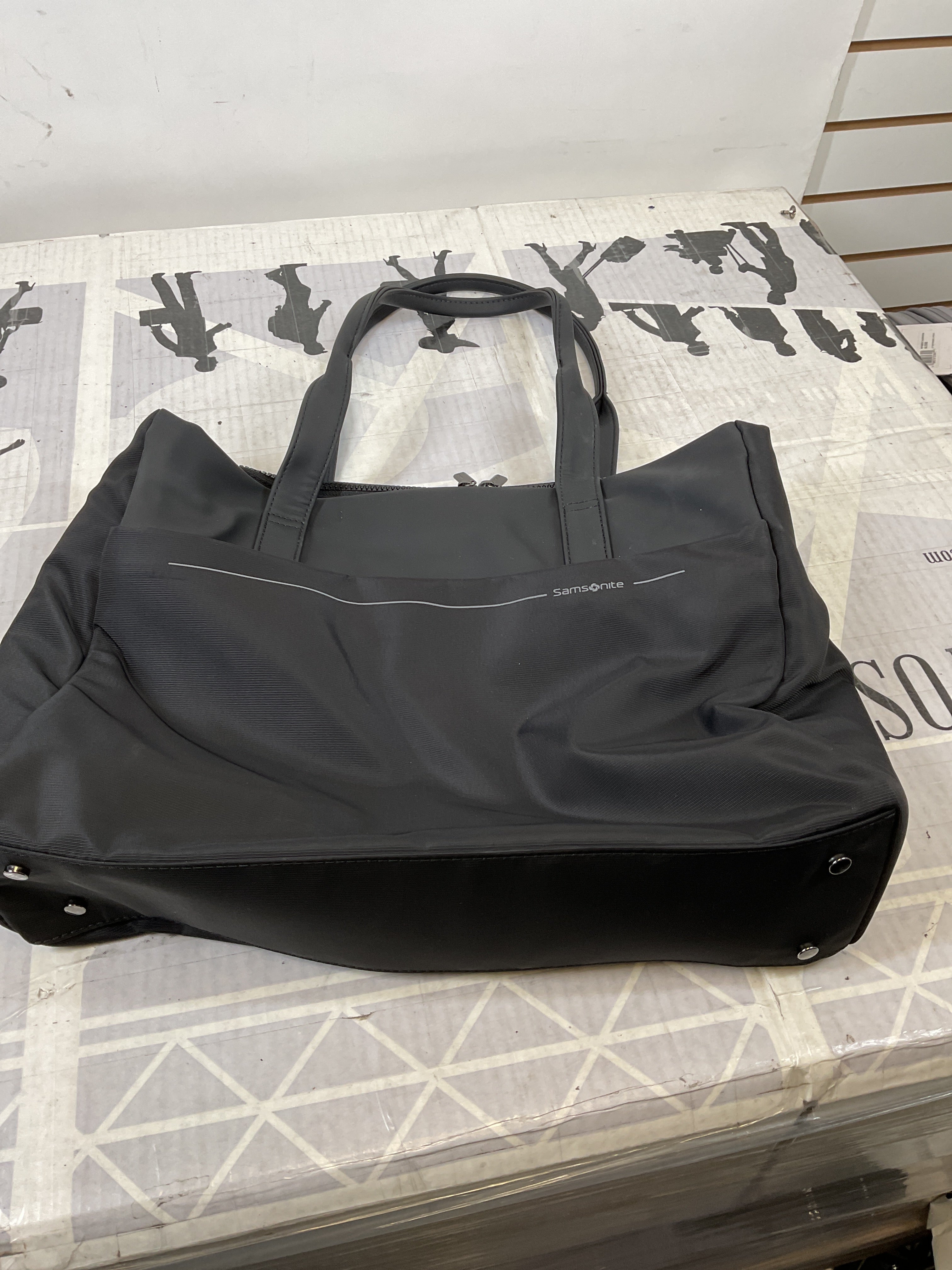 Samsonite Better Than Basic Tote Bag ( Black , One Size ) Black One Size U1