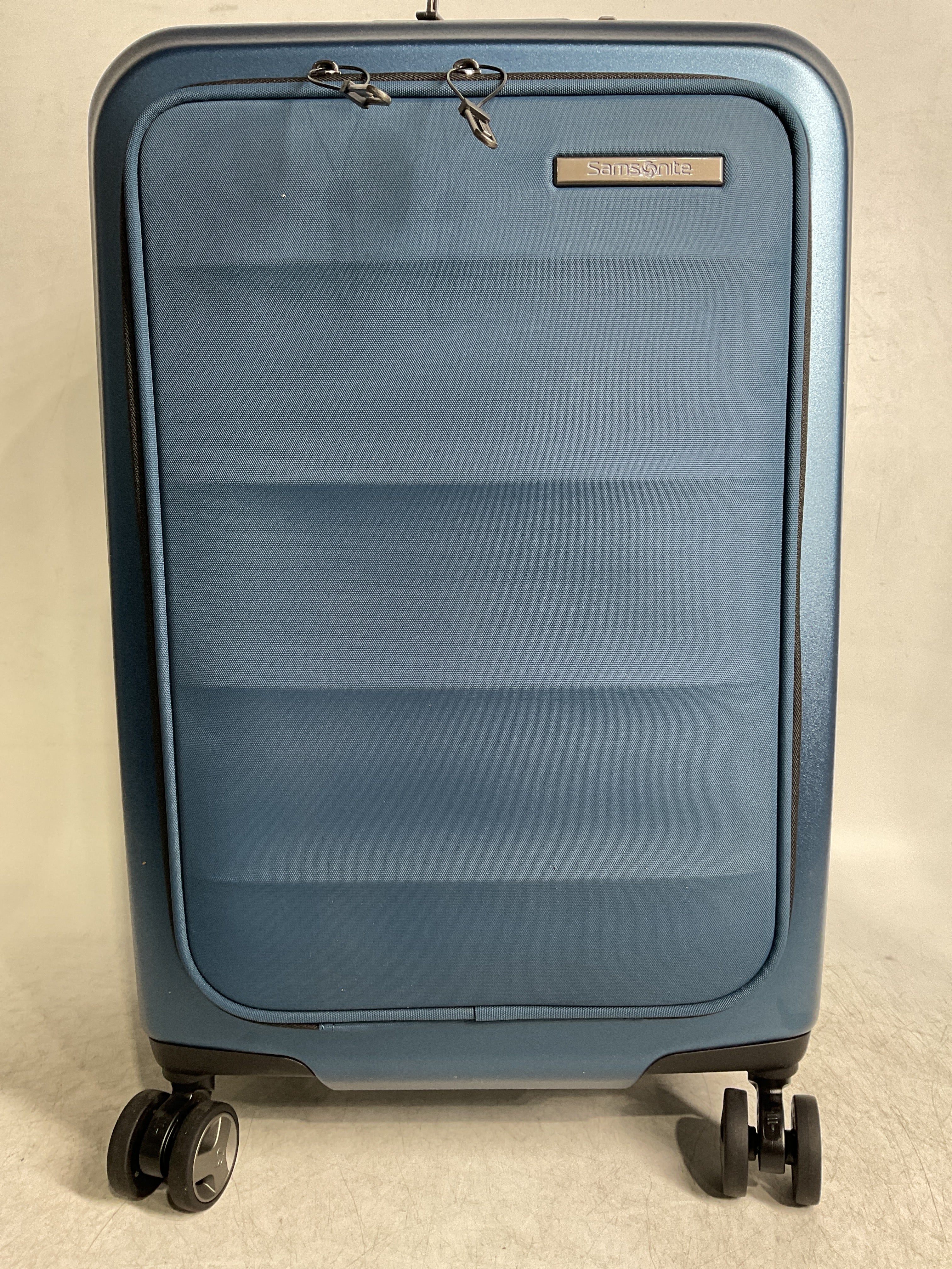 Samsonite Octiv Hardside Spinner ( Blue Denim , Front Pocket Carry-On 21 inch ) Blue Denim Front Pocket Carry On 21 Inch U4