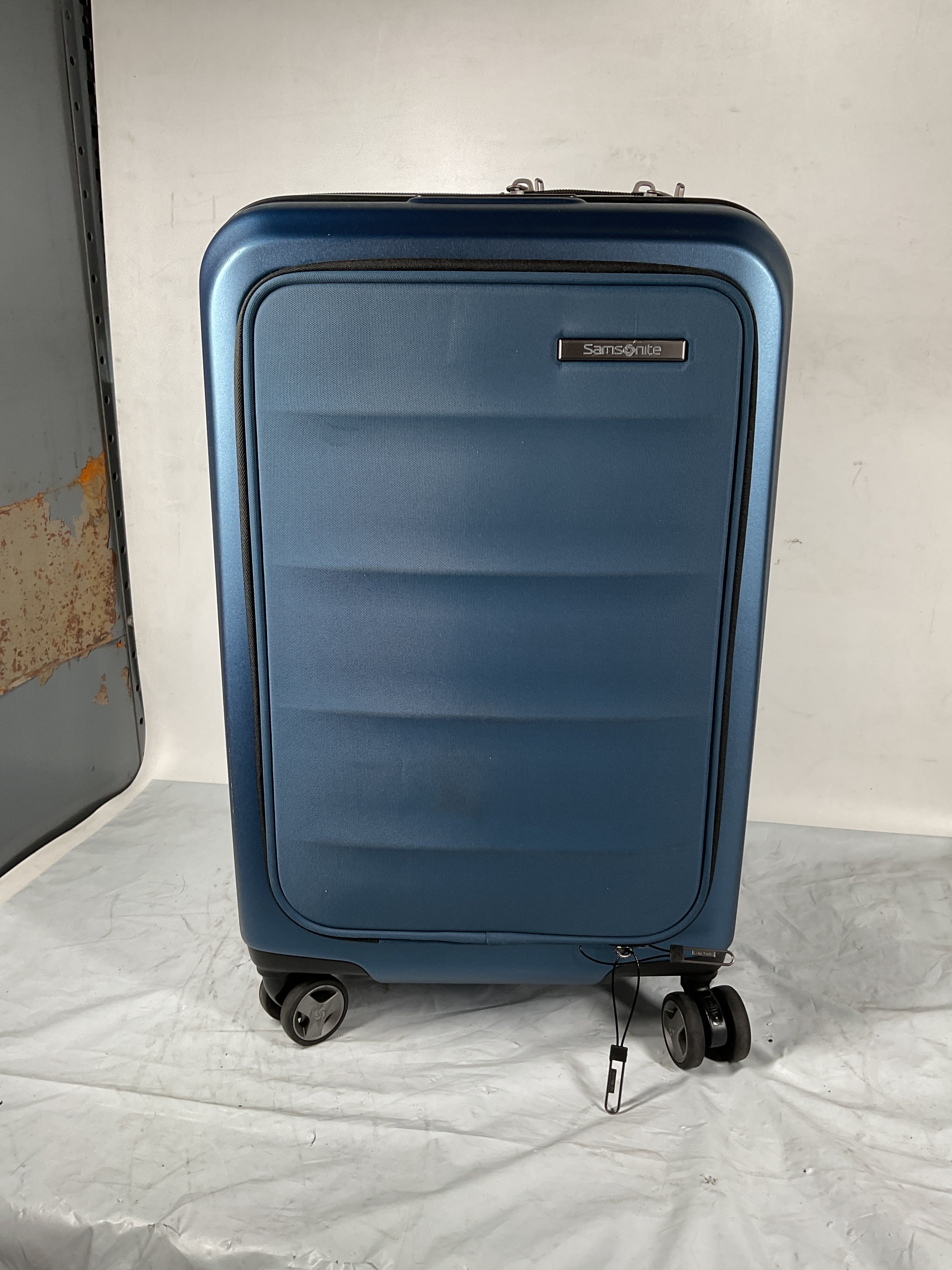 Samsonite Octiv Hardside Spinner ( Blue Denim , Front Pocket Carry-On 21 inch ) Blue Denim Front Pocket Carry On 21 Inch U7