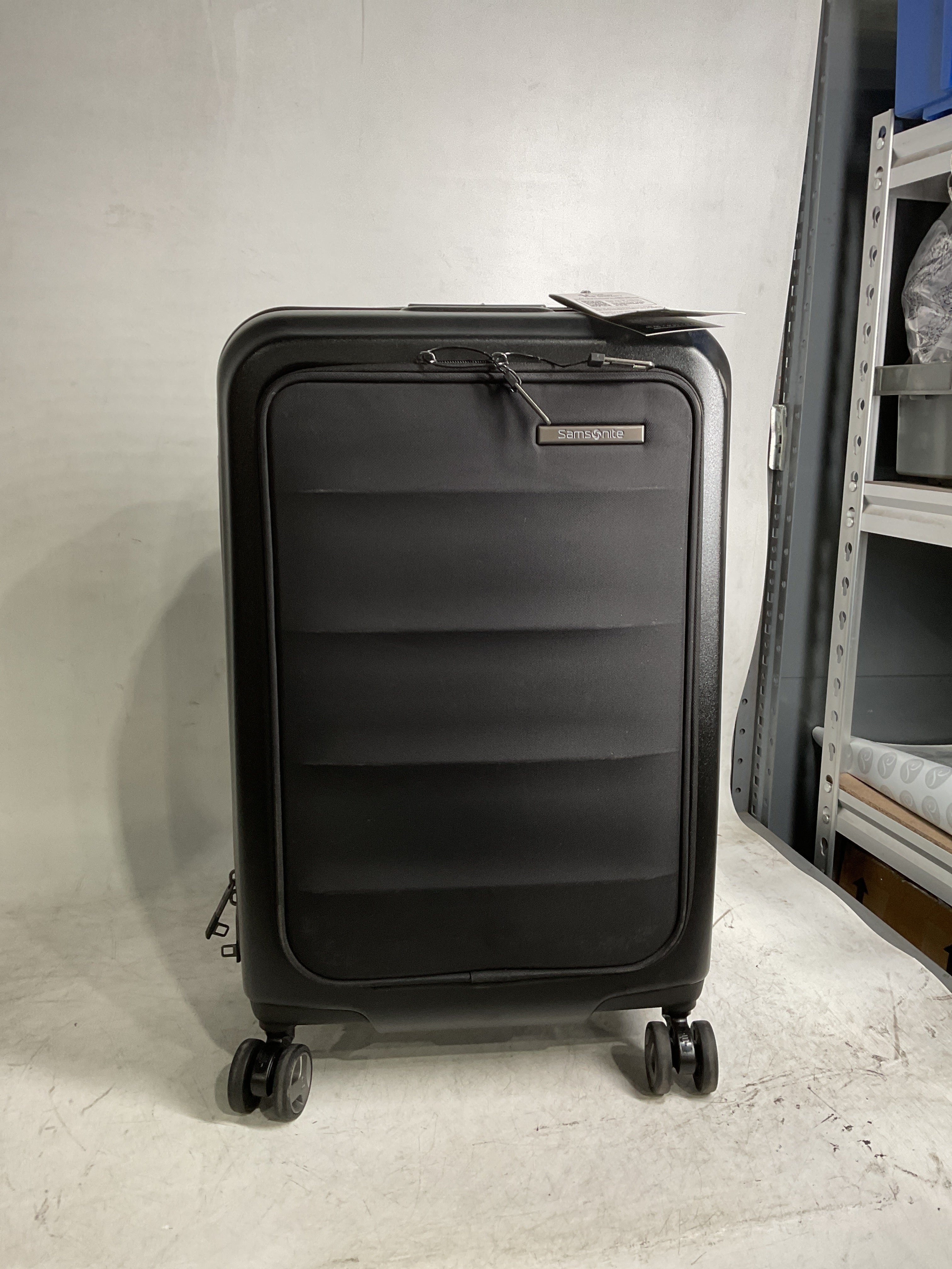 Samsonite Octiv Hardside Spinner ( Stealth Black , Front Pocket Carry-On 21 inch ) Stealth Black Front Pocket Carry On 21 Inch U1