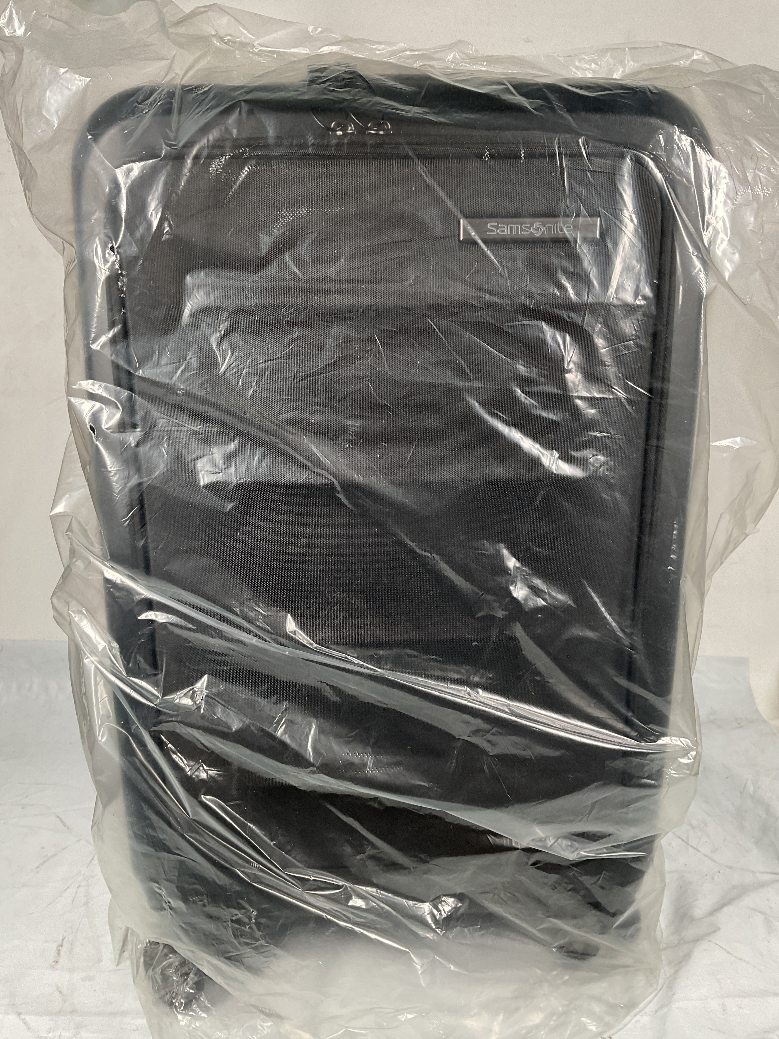Samsonite Octiv Hardside Spinner ( Stealth Black , Front Pocket Carry-On 21 inch ) Stealth Black Front Pocket Carry On 21 Inch U14