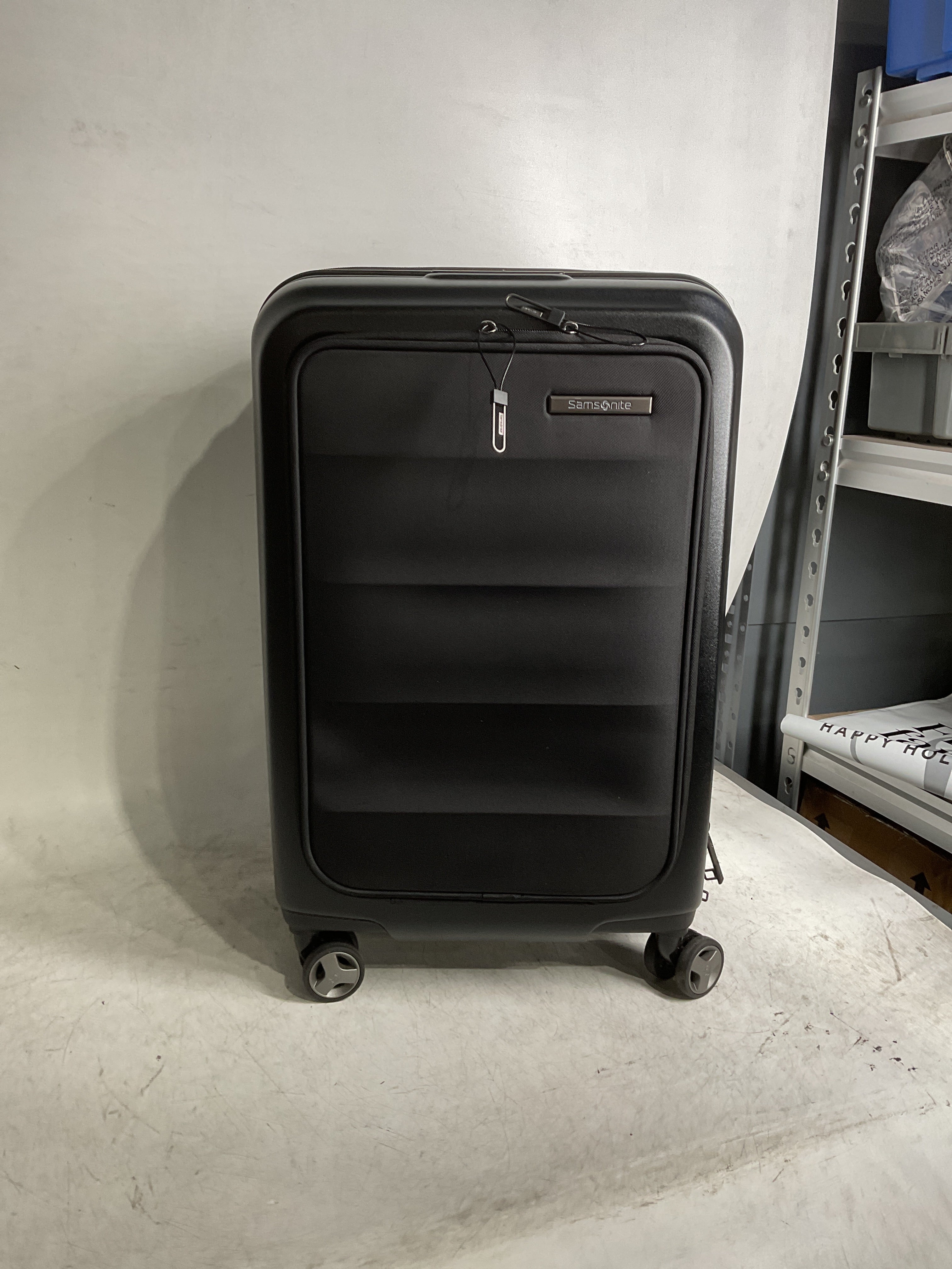 Samsonite Octiv Hardside Spinner ( Stealth Black , Front Pocket Carry-On 21 inch ) Stealth Black Front Pocket Carry On 21 Inch U2
