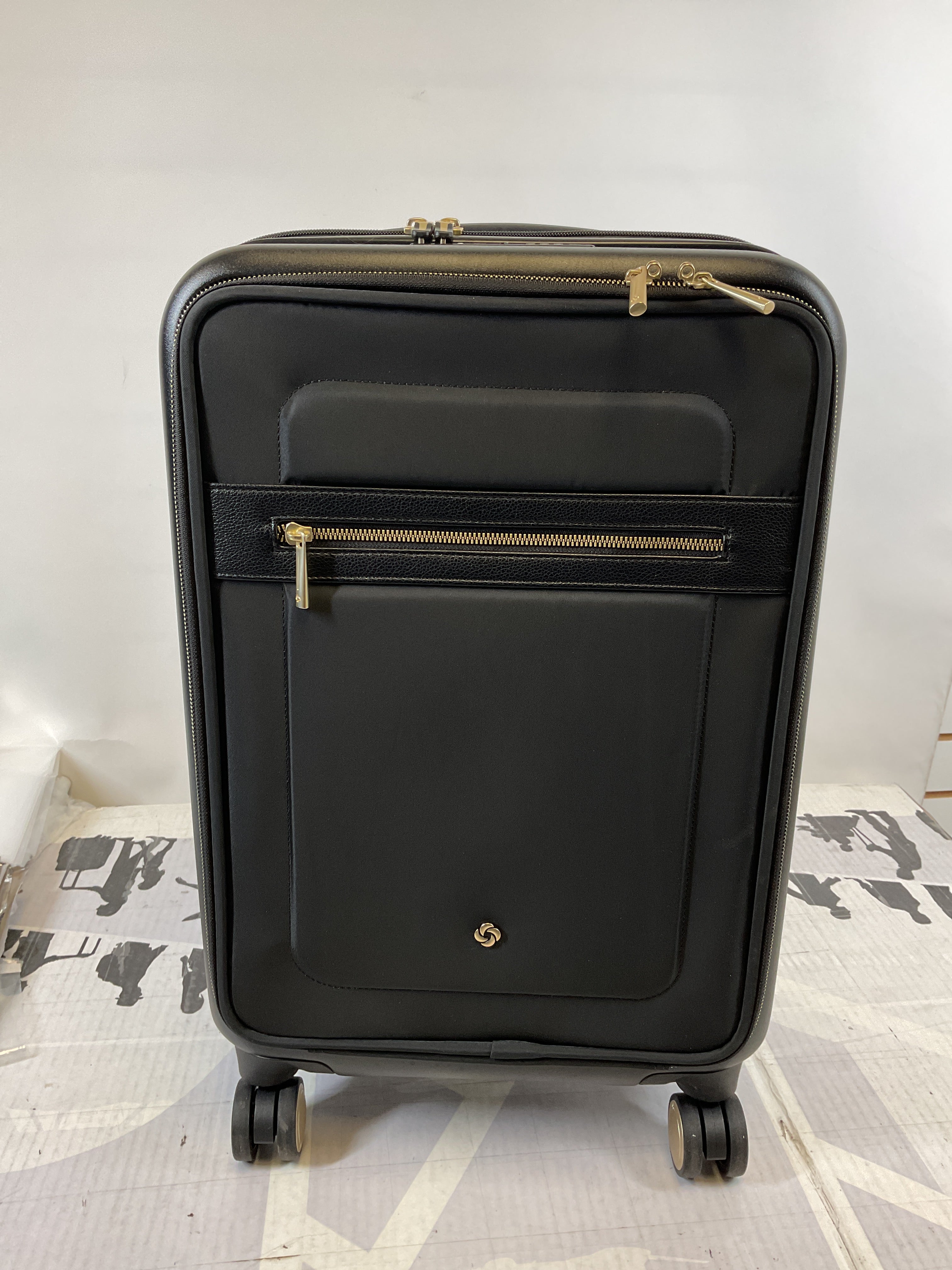 Samsonite Mobile Solution 2 Expandable Carry-On Spinner ( Black , One Size ) Black One Size U2