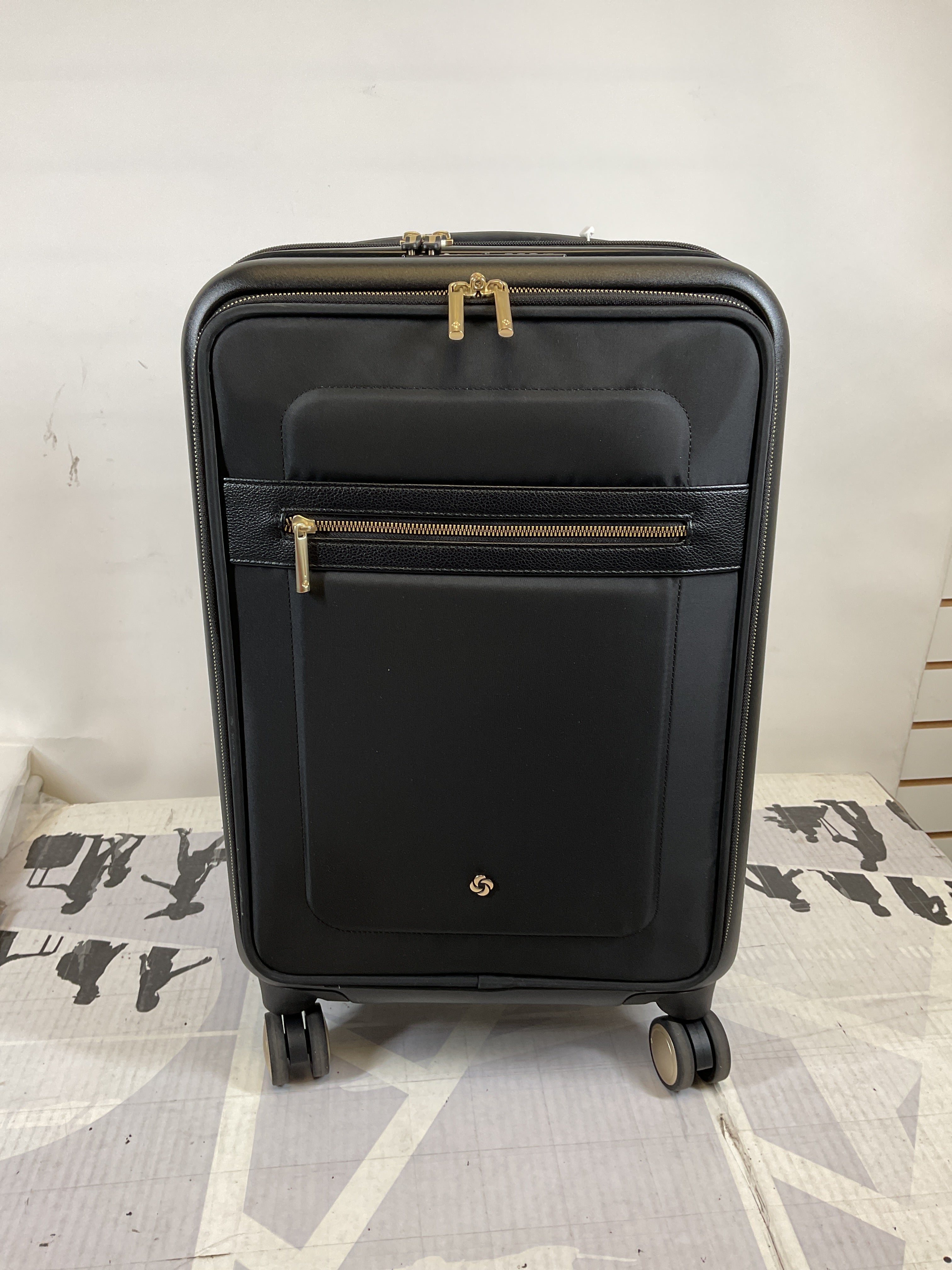 Samsonite Mobile Solution 2 Expandable Carry-On Spinner ( Black , One Size ) Black One Size U7