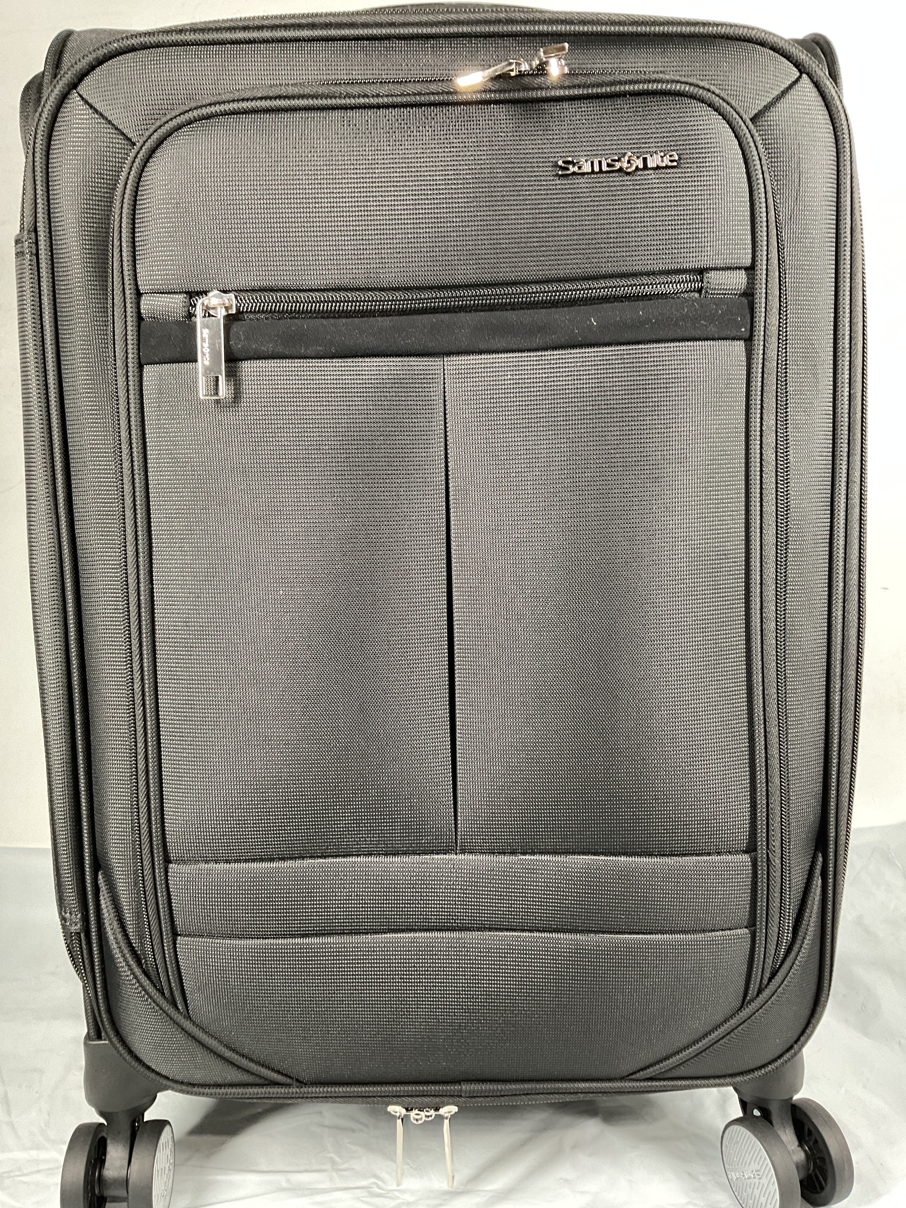 Samsonite Element Carry-On Soft-Sided Expandable 21-Inch Suitcase: Airline Approved for Most Major Airlines, Durable, 360 Spinner Wheels, Adjustable Handle, 2 Front & Side Pocket ( Black , 21-Inch Carry-On ) Black 21 Inch Carry On U2