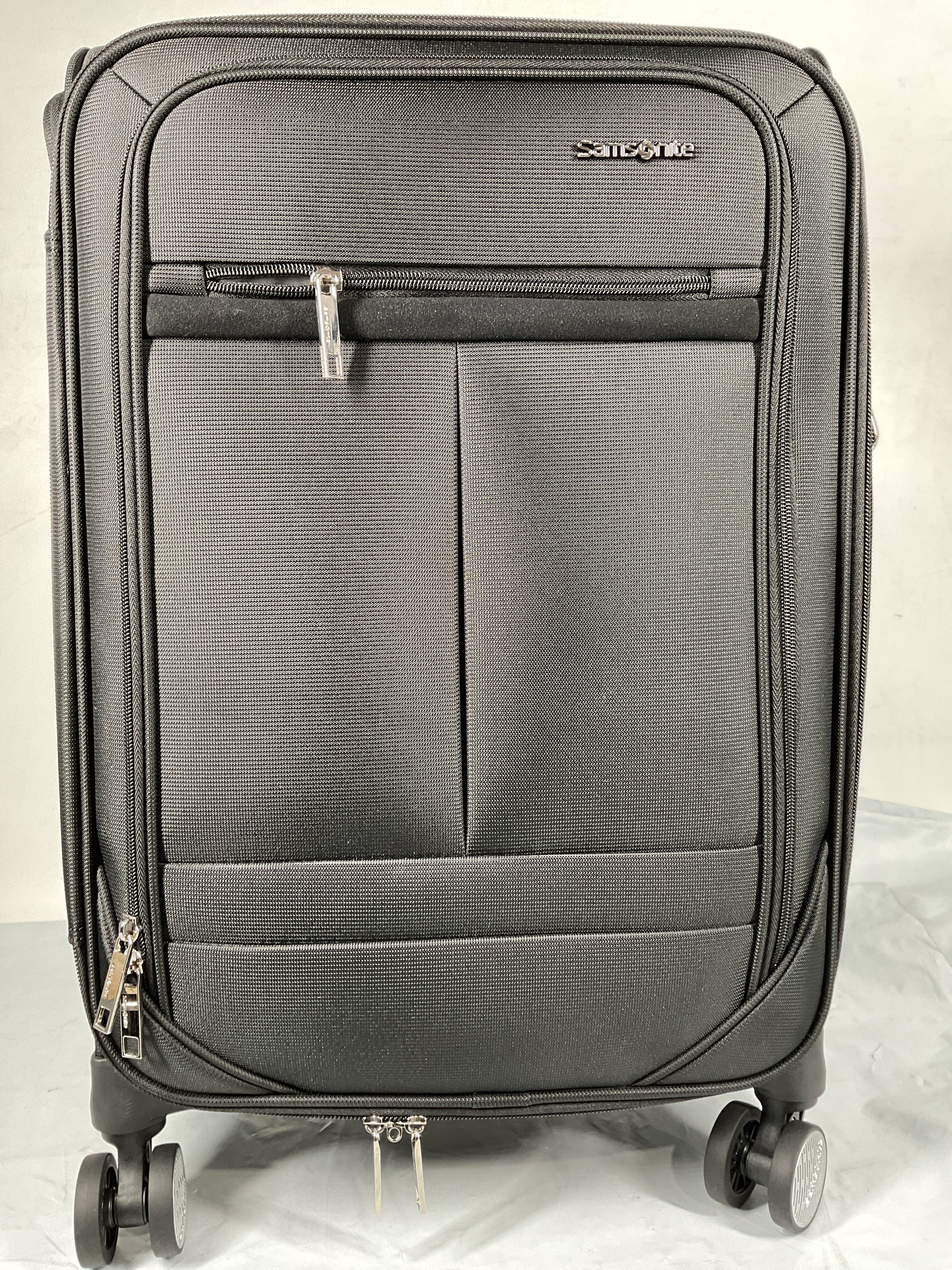 Samsonite Element Carry-On Soft-Sided Expandable 21-Inch Suitcase: Airline Approved for Most Major Airlines, Durable, 360 Spinner Wheels, Adjustable Handle, 2 Front & Side Pocket ( Black , 21-Inch Carry-On ) Black 21 Inch Carry On U5