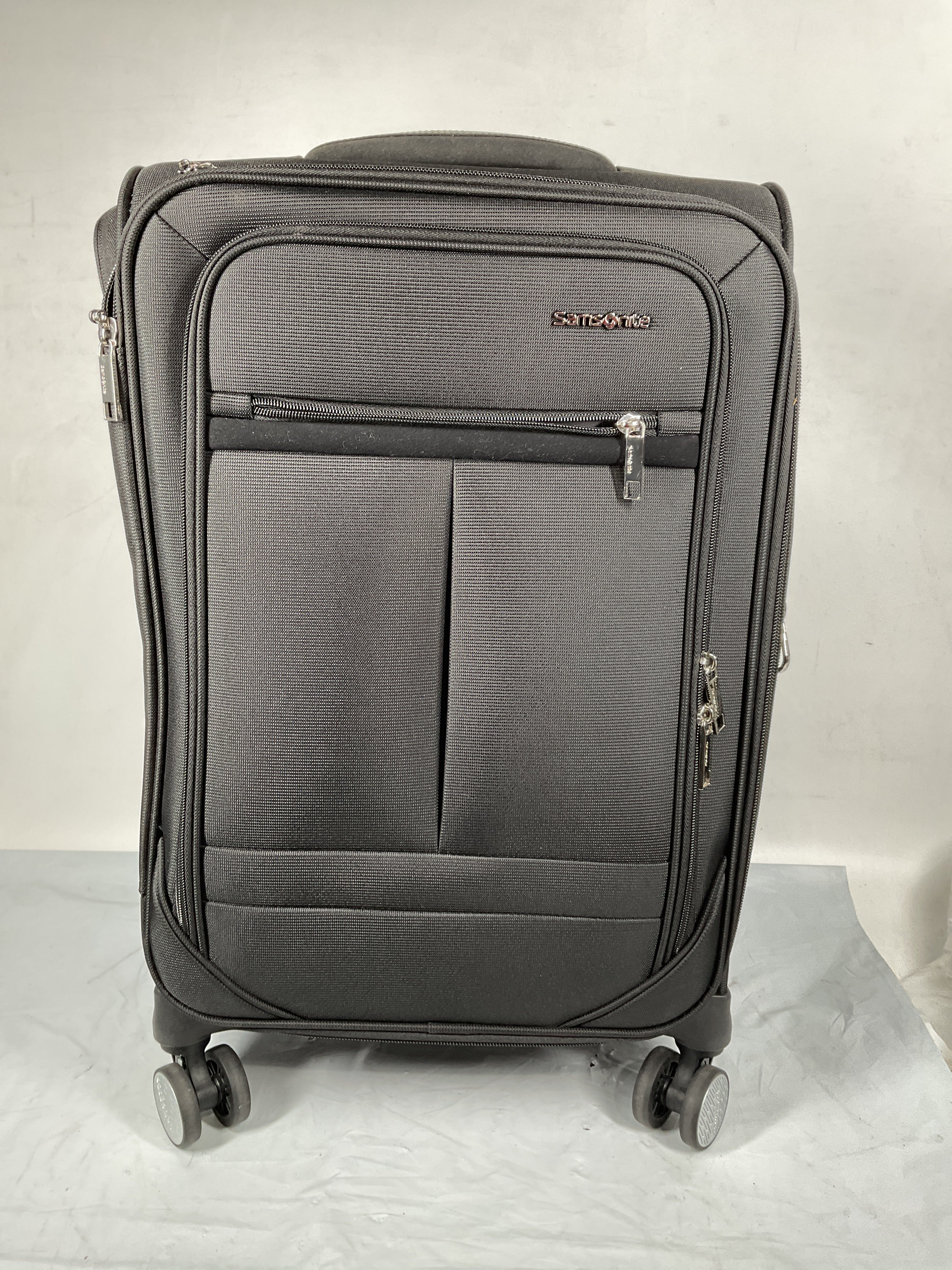 Samsonite Element Carry-On Soft-Sided Expandable 21-Inch Suitcase: Airline Approved for Most Major Airlines, Durable, 360 Spinner Wheels, Adjustable Handle, 2 Front & Side Pocket ( Black , 21-Inch Carry-On ) Black 21 Inch Carry On U9