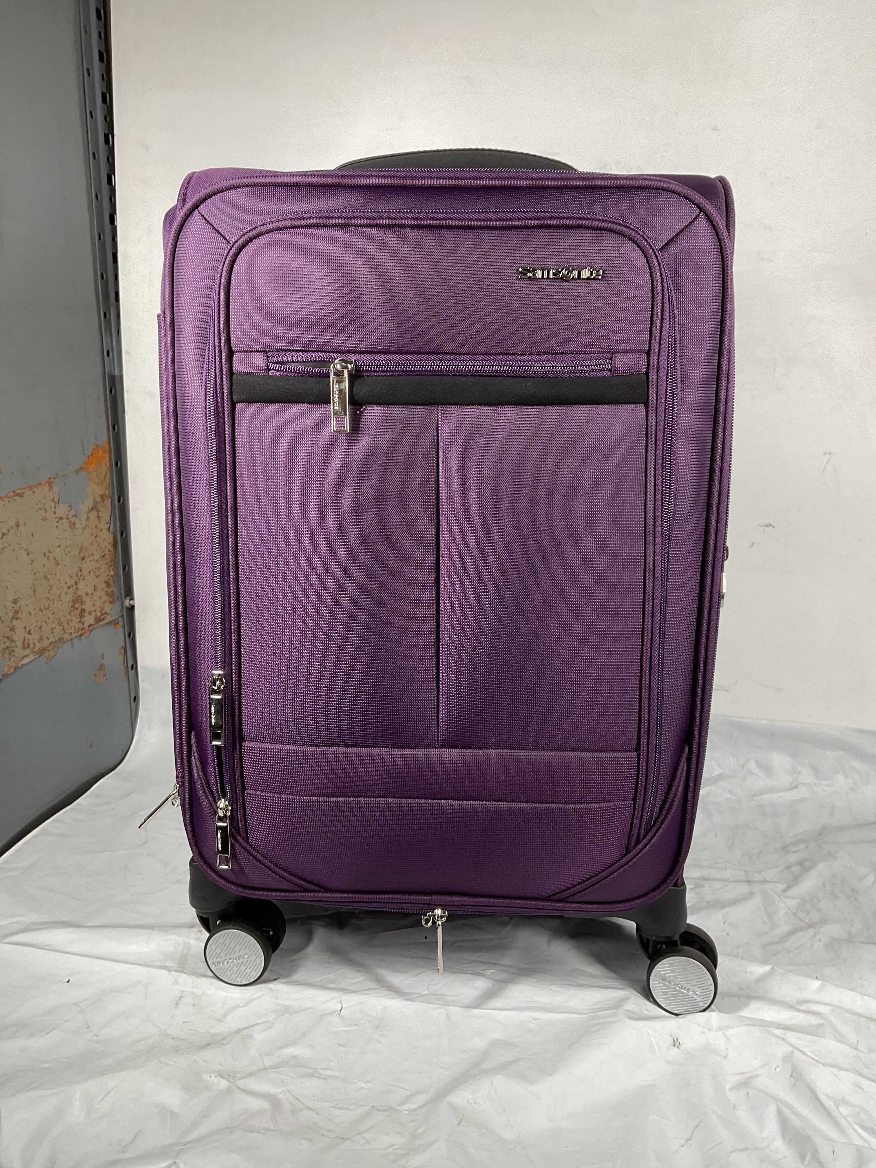 Samsonite Element Carry-On Soft-Sided Expandable 21-Inch Suitcase: Airline Approved for Most Major Airlines, Durable, 360 Spinner Wheels, Adjustable Handle, 2 Front & Side Pocket ( Purple , 21-Inch Carry-On ) Purple 21 Inch Carry On U2