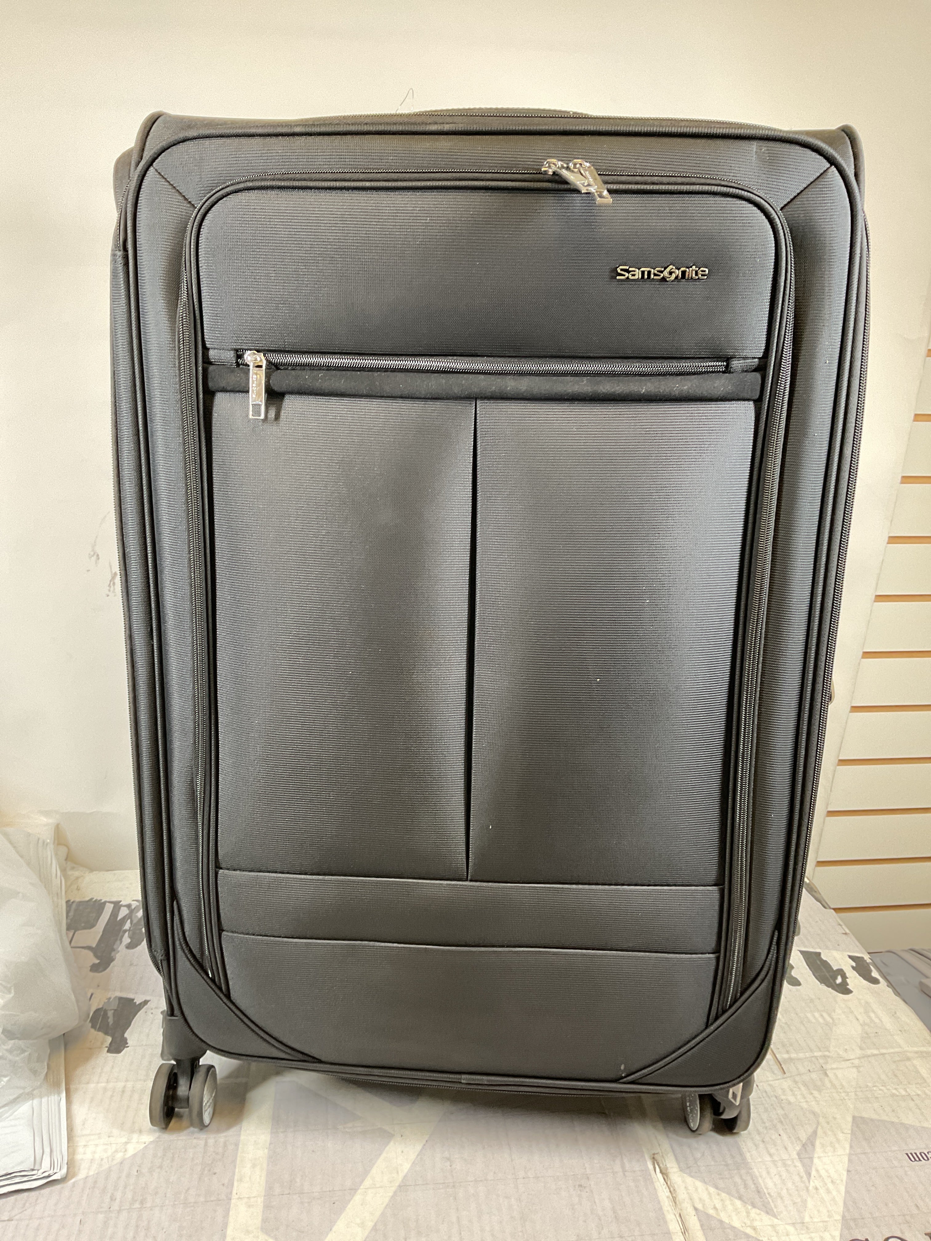 Samsonite Element Soft-Sided 29-Inch Lightweight X-Large Checked Expandable Suitcase: Durable, 360 Spinner Wheels, Adjustable Telescopic Handle, 2 Front & 1 Side Pocket ( Black , 29-Inch Checked-X-Large ) Black 29 Inch Checked X Large U21