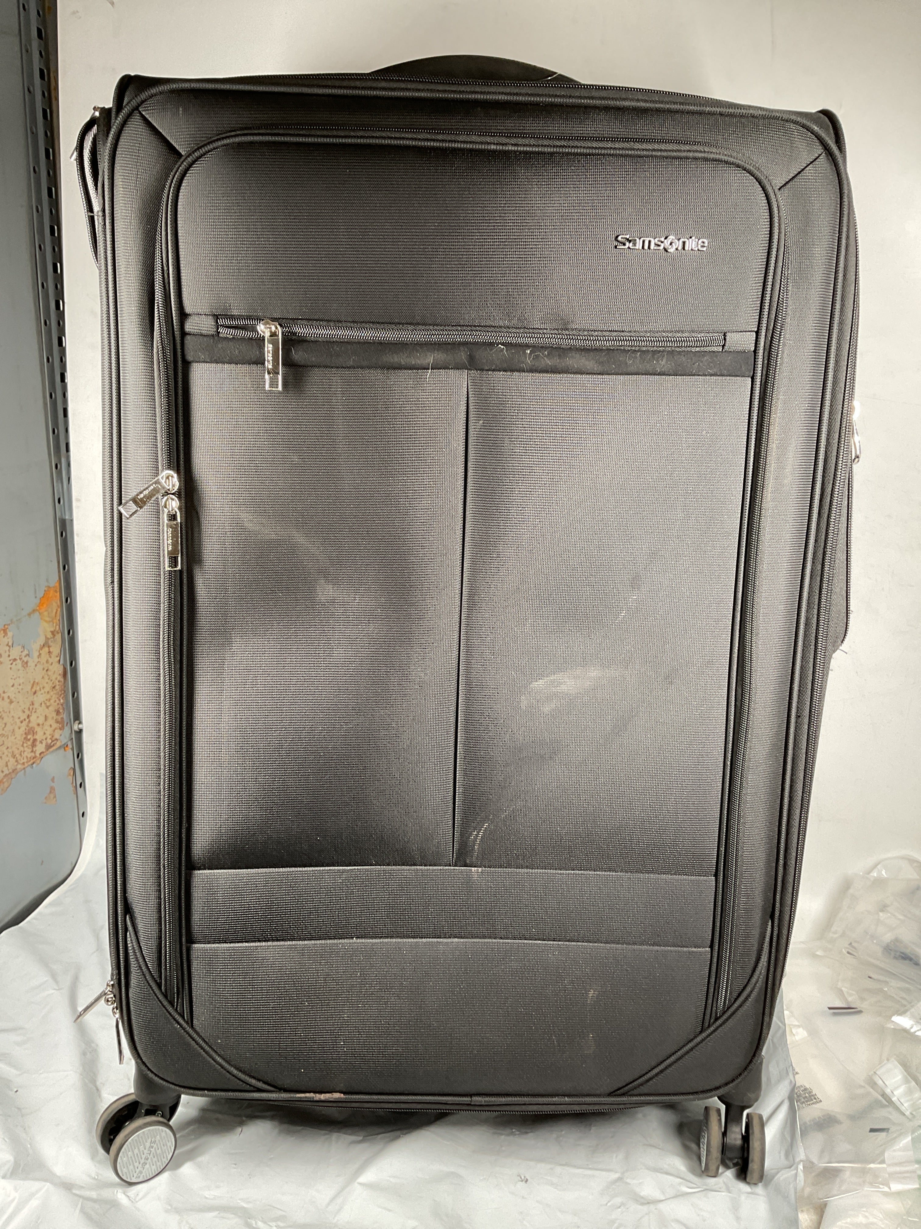 Samsonite Element Soft-Sided 29-Inch Lightweight Large Checked Expandable Suitcase: Durable, 360 Spinner Wheels, Adjustable Telescopic Handle, 2 Front & 1 Side Pocket ( Black , 29-Inch Checked-Large ) Black 29 Inch Checked Large U3