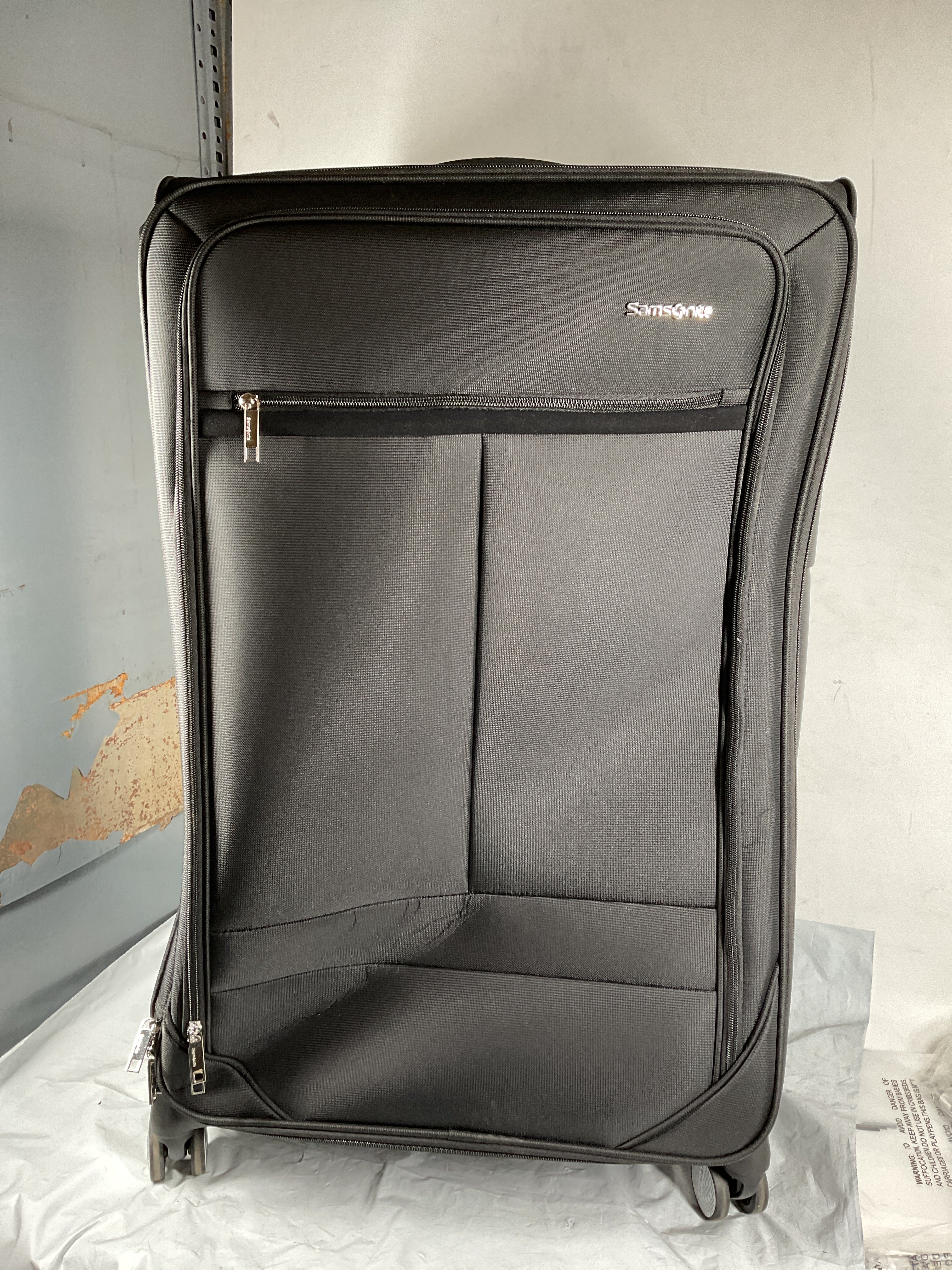 Samsonite Element Soft-Sided 29-Inch Lightweight Large Checked Expandable Suitcase: Durable, 360 Spinner Wheels, Adjustable Telescopic Handle, 2 Front & 1 Side Pocket ( Black , 29-Inch Checked-Large ) Black 29 Inch Checked Large U6