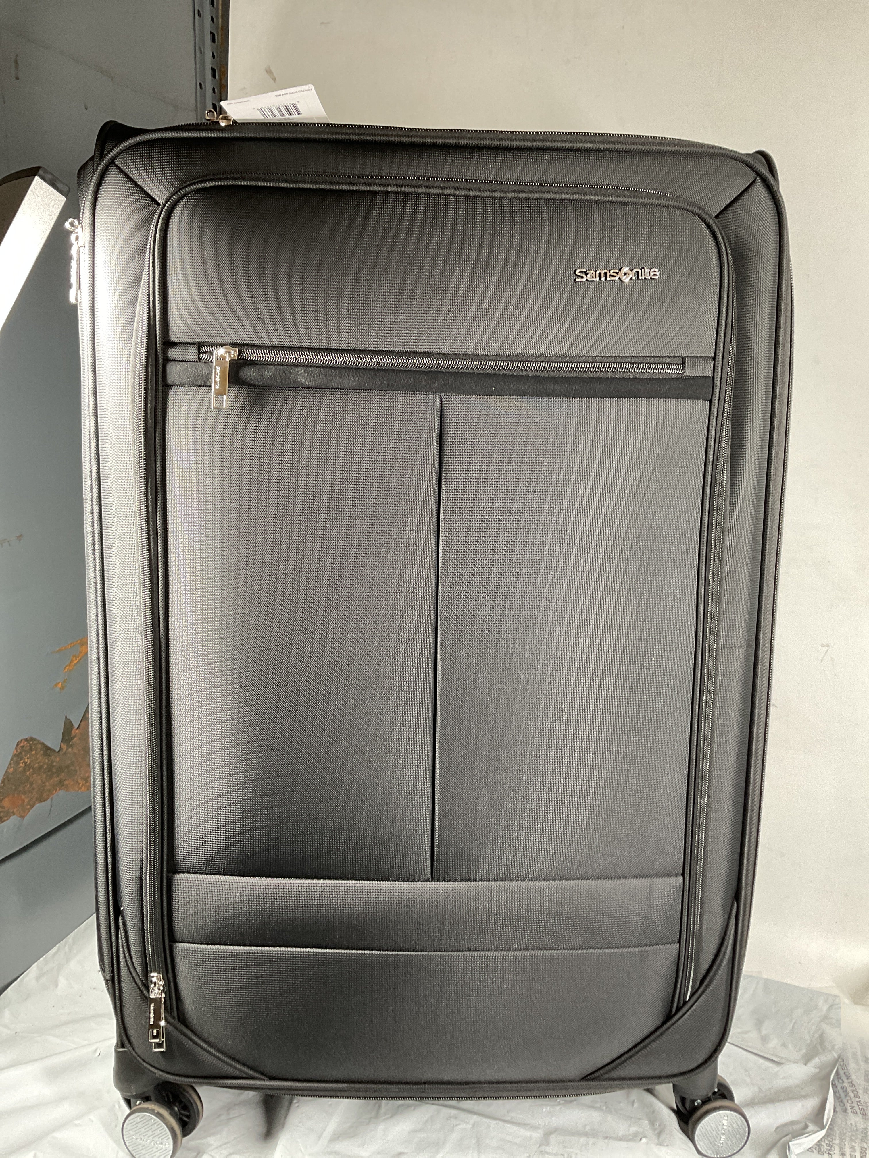 Samsonite Element Soft-Sided 29-Inch Lightweight Large Checked Expandable Suitcase: Durable, 360 Spinner Wheels, Adjustable Telescopic Handle, 2 Front & 1 Side Pocket ( Black , 29-Inch Checked-Large ) Black 29 Inch Checked Large U8