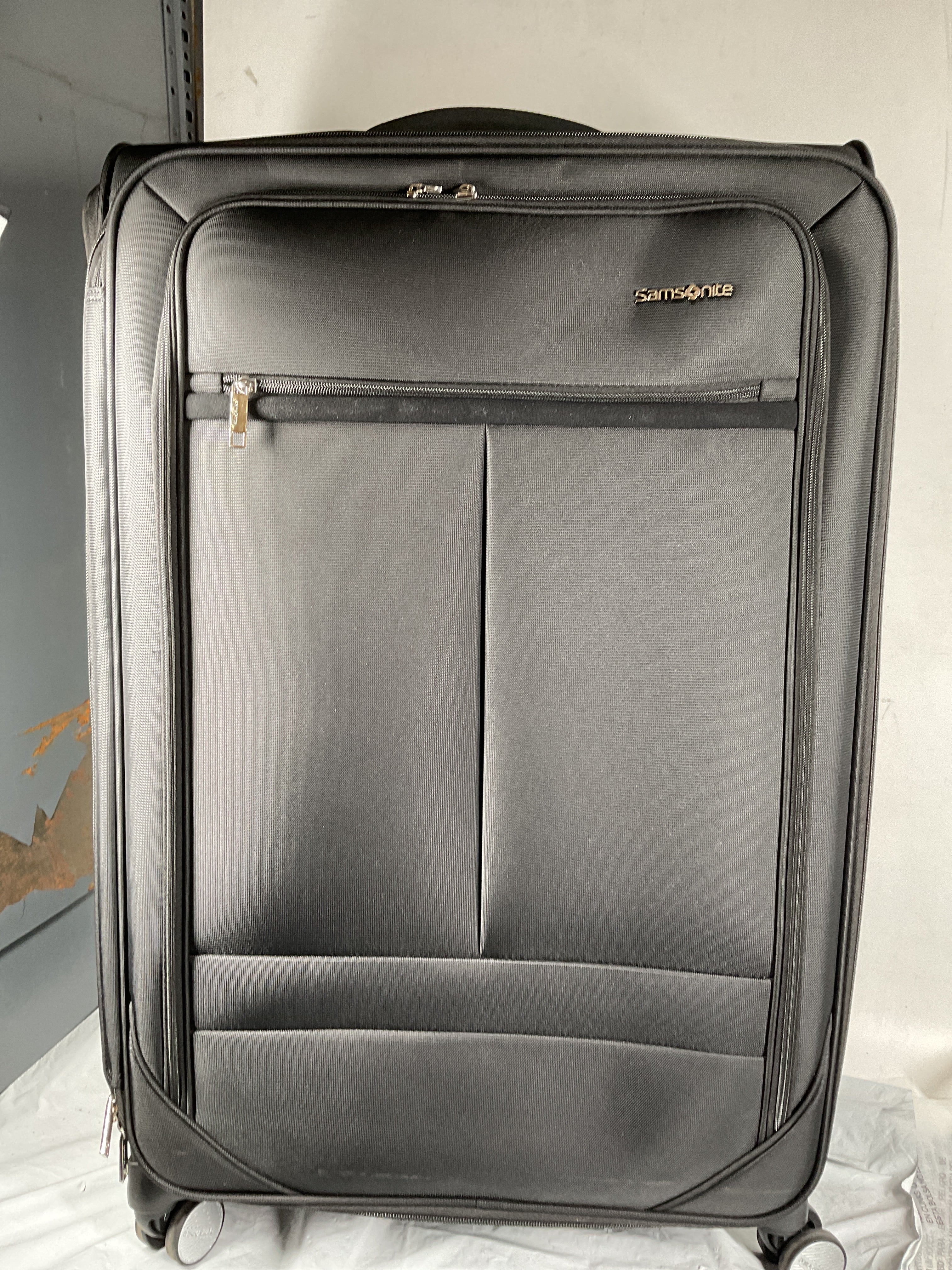 Samsonite Element Soft-Sided 29-Inch Lightweight Large Checked Expandable Suitcase: Durable, 360 Spinner Wheels, Adjustable Telescopic Handle, 2 Front & 1 Side Pocket ( Black , 29-Inch Checked-Large ) Black 29 Inch Checked Large U9