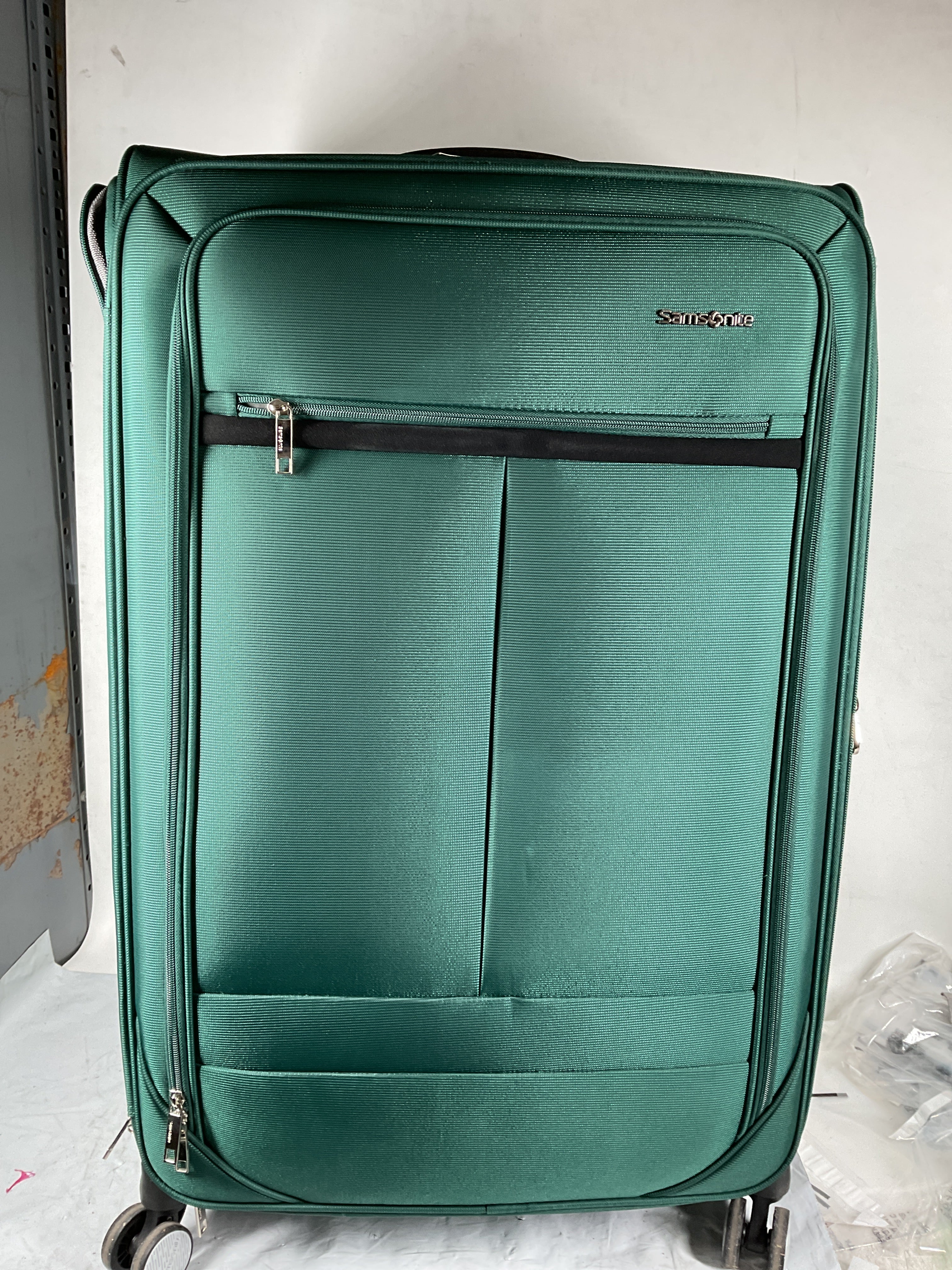 Samsonite Element Soft-Sided 29-Inch Lightweight Large Checked Expandable Suitcase: Durable, 360 Spinner Wheels, Adjustable Telescopic Handle, 2 Front & 1 Side Pocket ( Bistro Green , 29-Inch Checked-Large ) Bistro Green 29 Inch Checked Large U6