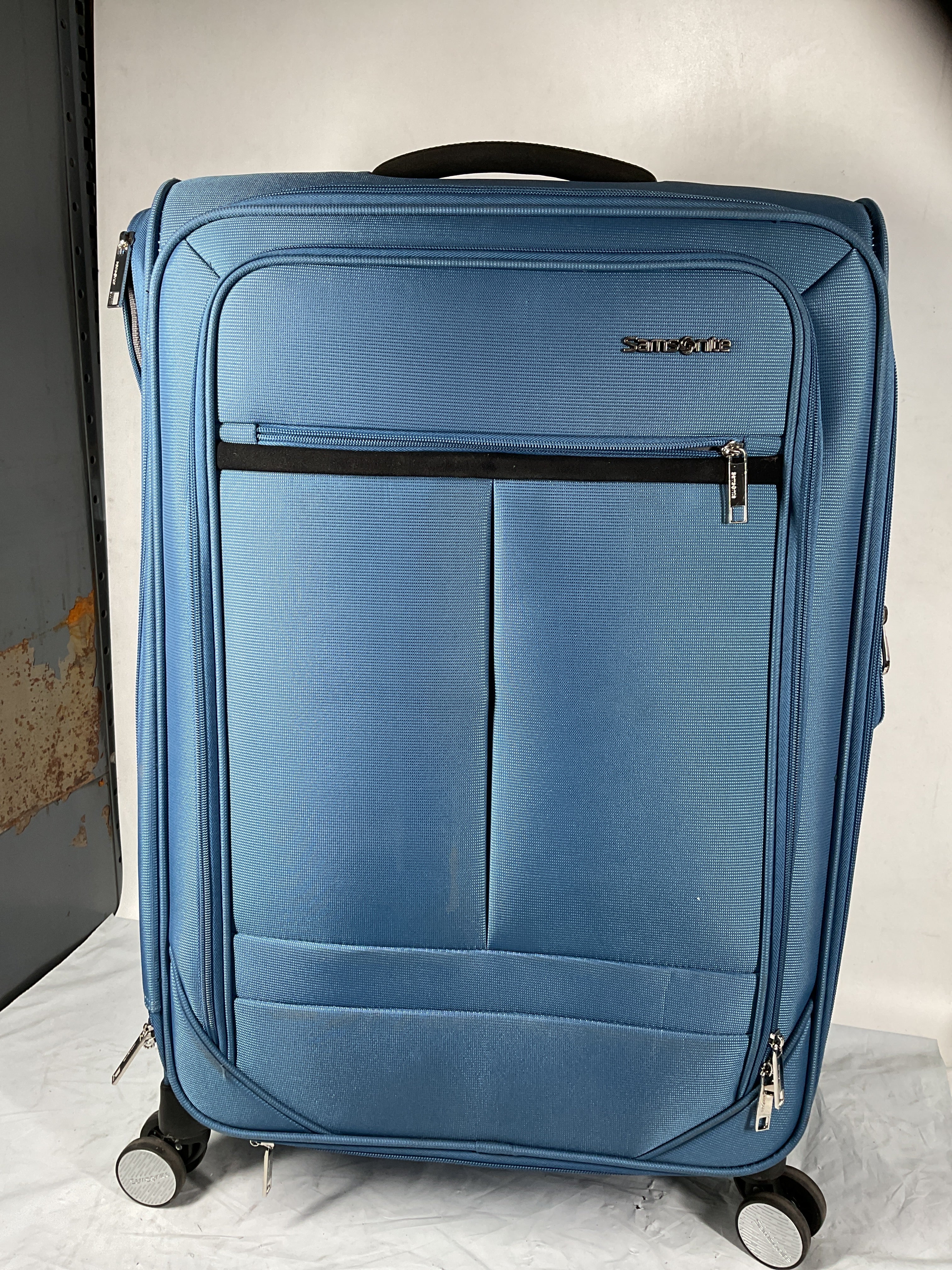 Samsonite Element Soft-Sided 25-Inch Lightweight Medium Checked Expandable Suitcase: Durable, 360 Spinner Wheels, Adjustable Telescopic Handle, 2 Front & 1 Side Pocket ( Captains Blue , 25-Inch Checked-Medium ) Captains Blue 25 Inch Checked Medi U3