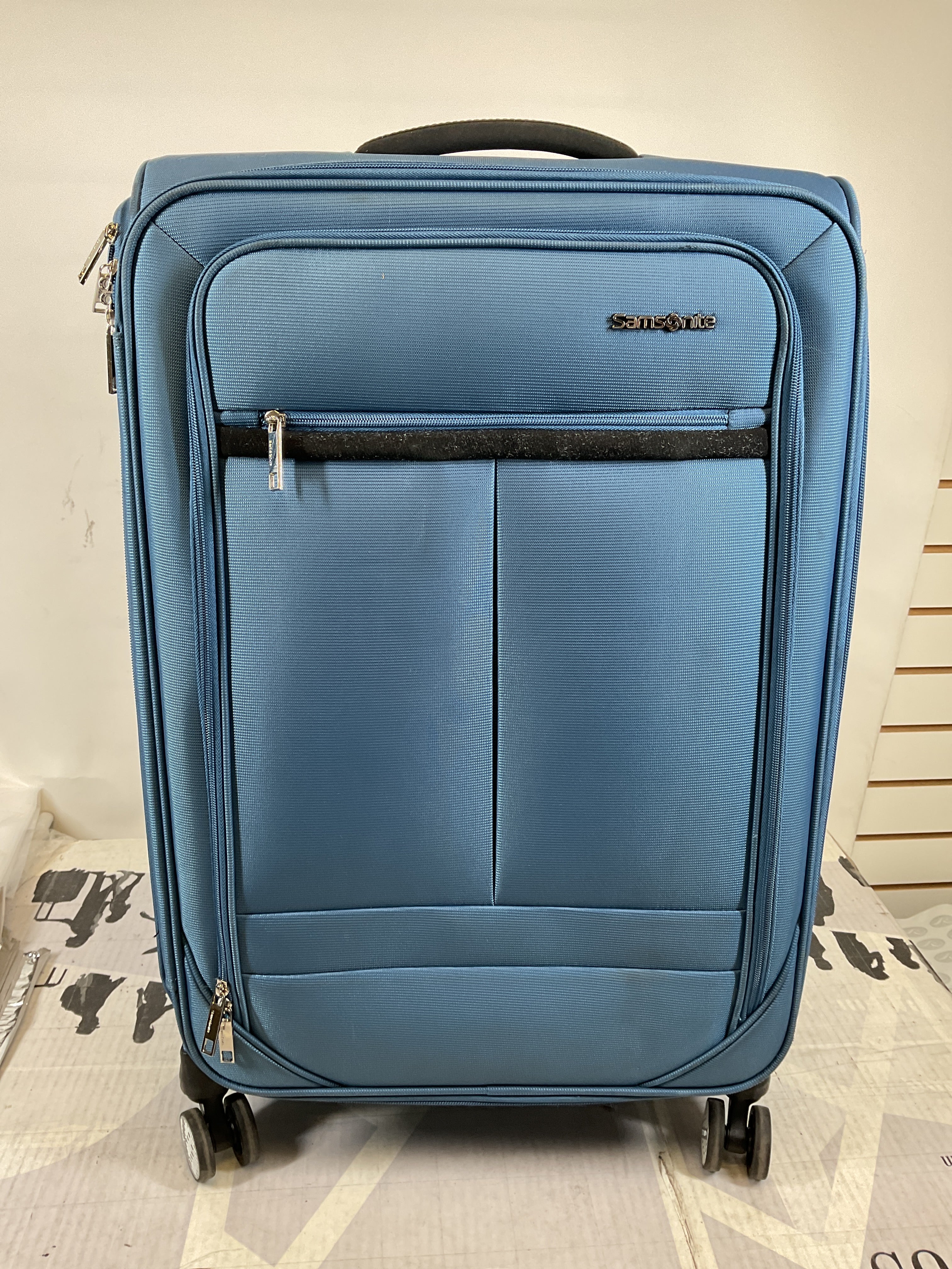 Samsonite Element Soft-Sided 25-Inch Lightweight Medium Checked Expandable Suitcase: Durable, 360 Spinner Wheels, Adjustable Telescopic Handle, 2 Front & 1 Side Pocket ( Captains Blue , 25-Inch Checked-Medium ) Captains Blue 25 Inch Checked Medi U8