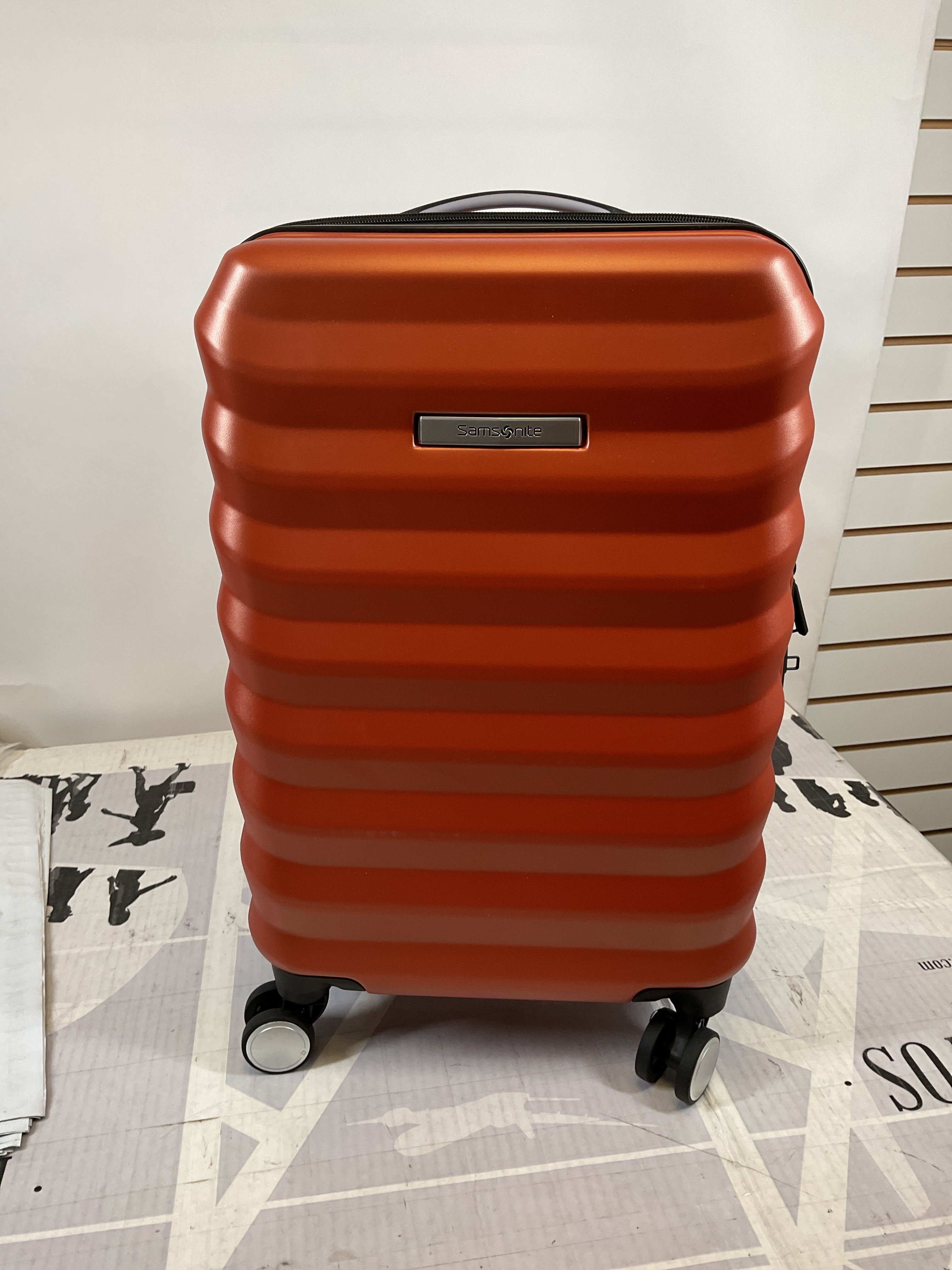 Samsonite Hard-Sided 20-Inch Lightweight Carry On Expandable Element Suitcase: Durable, 360 Spinner Wheels, Adjustable Telescopic Handle, TSA-Approved Lock ( Copper Orange , 20-Inch Carry-On ) Copper Orange 20 Inch Carry On U1