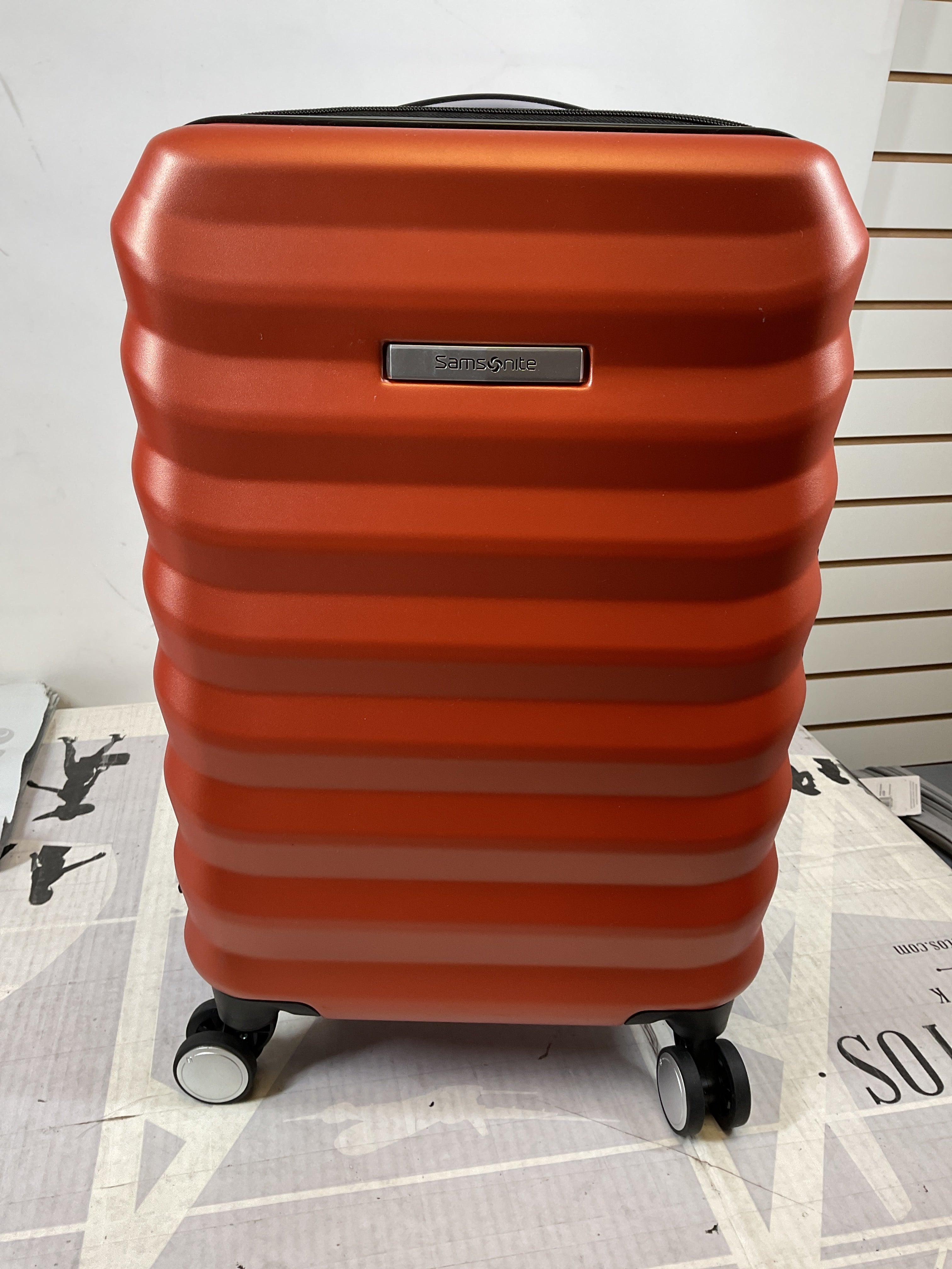 Samsonite Hard-Sided 20-Inch Lightweight Carry On Expandable Element Suitcase: Durable, 360 Spinner Wheels, Adjustable Telescopic Handle, TSA-Approved Lock ( Copper Orange , 20-Inch Carry-On ) Copper Orange 20 Inch Carry On U4