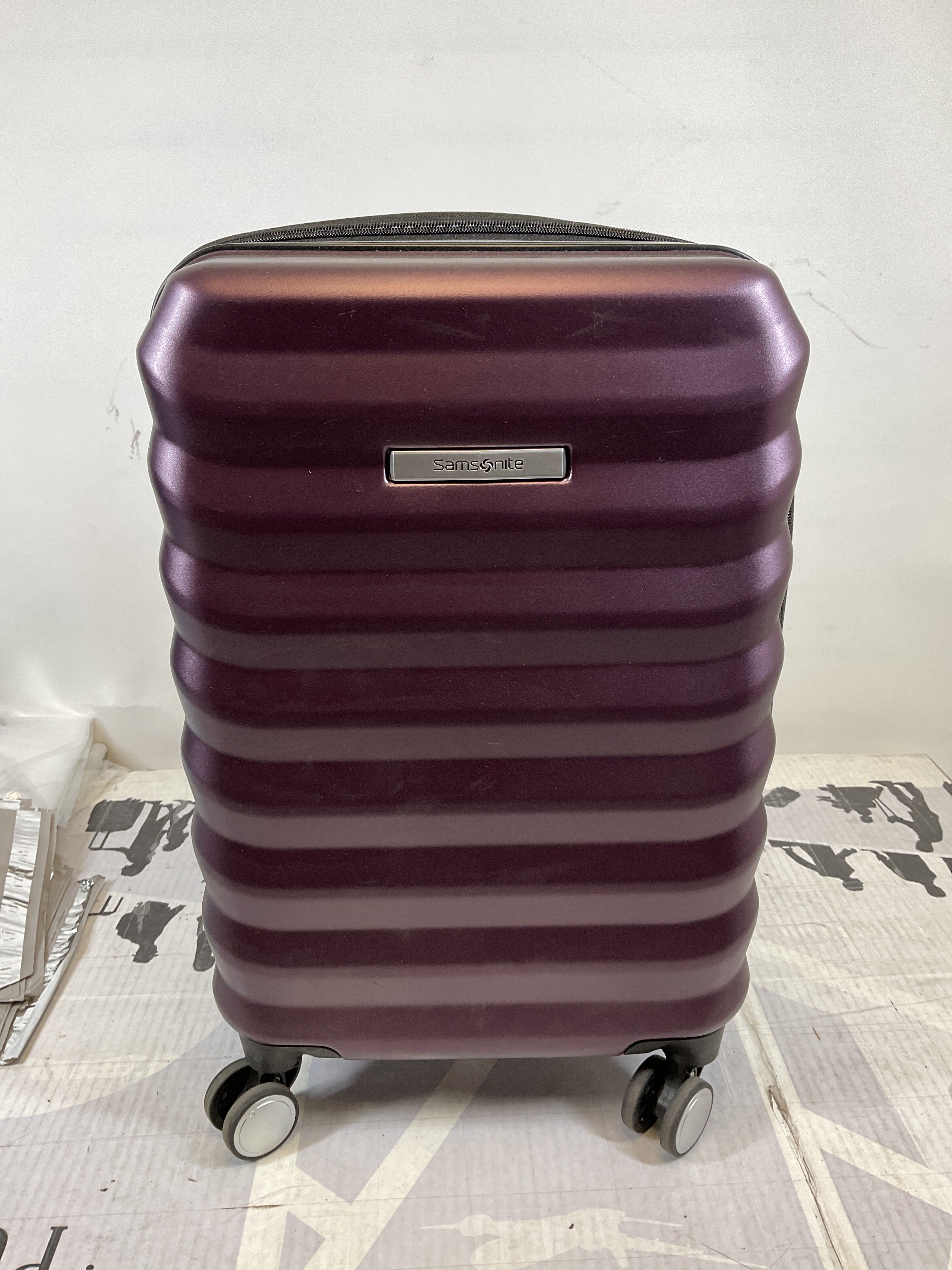 Samsonite Hard-Sided 20-Inch Lightweight Carry On Expandable Element Suitcase: Durable, 360 Spinner Wheels, Adjustable Telescopic Handle, TSA-Approved Lock ( Dusk Purple , 20-Inch Carry-On ) Dusk Purple 20 Inch Carry On U2