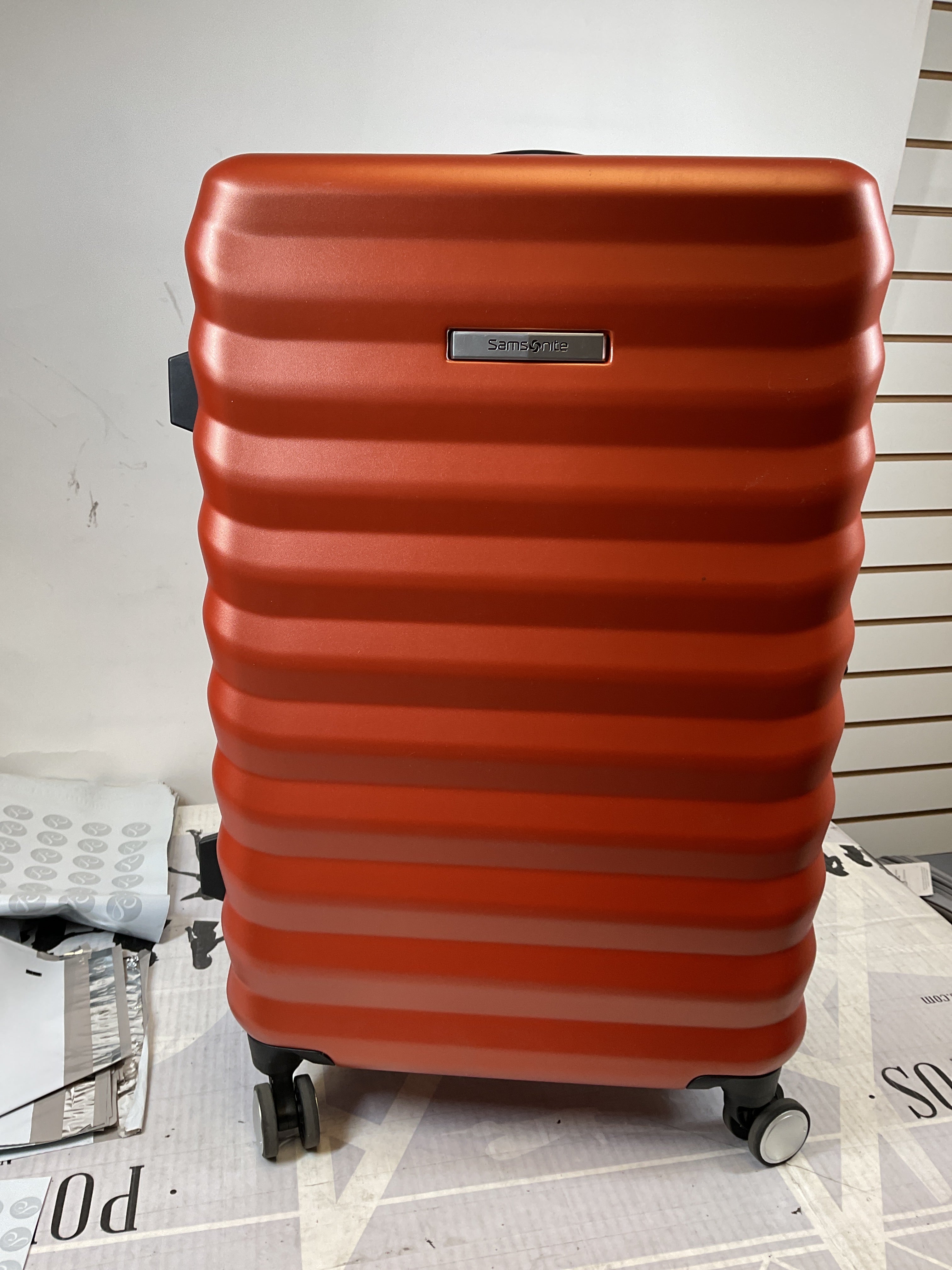 Samsonite Hard-Sided 24-Inch Lightweight Checked Medium Expandable Element Suitcase: Durable, 360 Spinner Wheels, Adjustable Telescopic Handle, TSA-Approved Lock ( Copper Orange , 24-Inch Checked-Medium ) Copper Orange 24 Inch Checked Medium U2